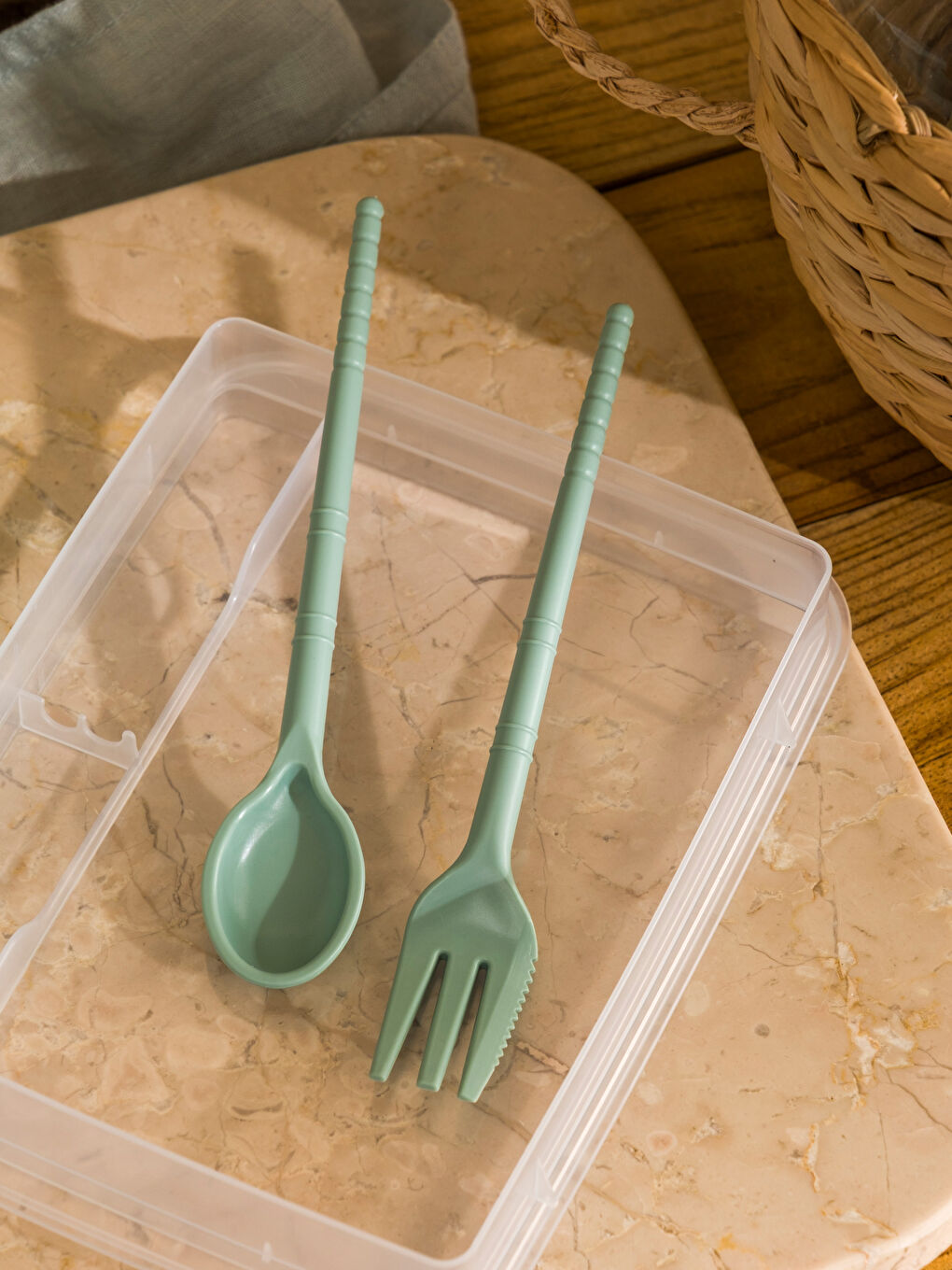 GREEN Food Storage Container-2