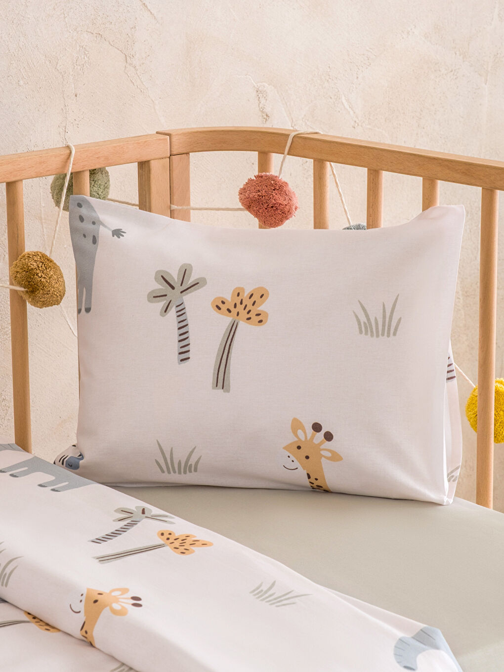 Karışık Baskılı Bebek Nevresim Takımı-1