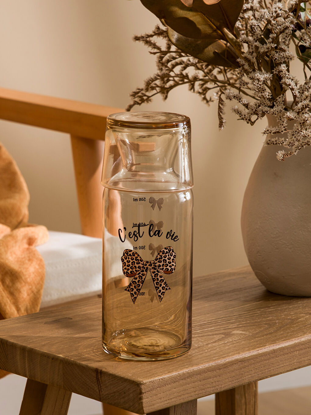 Karışık Fiyonk Baskılı Cam Baş Ucu Sürahisi 700 ml-2