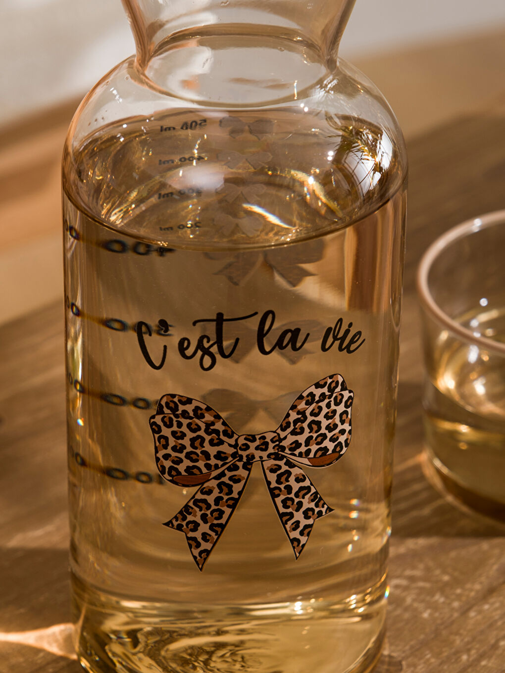 Karışık Fiyonk Baskılı Cam Baş Ucu Sürahisi 700 ml-3