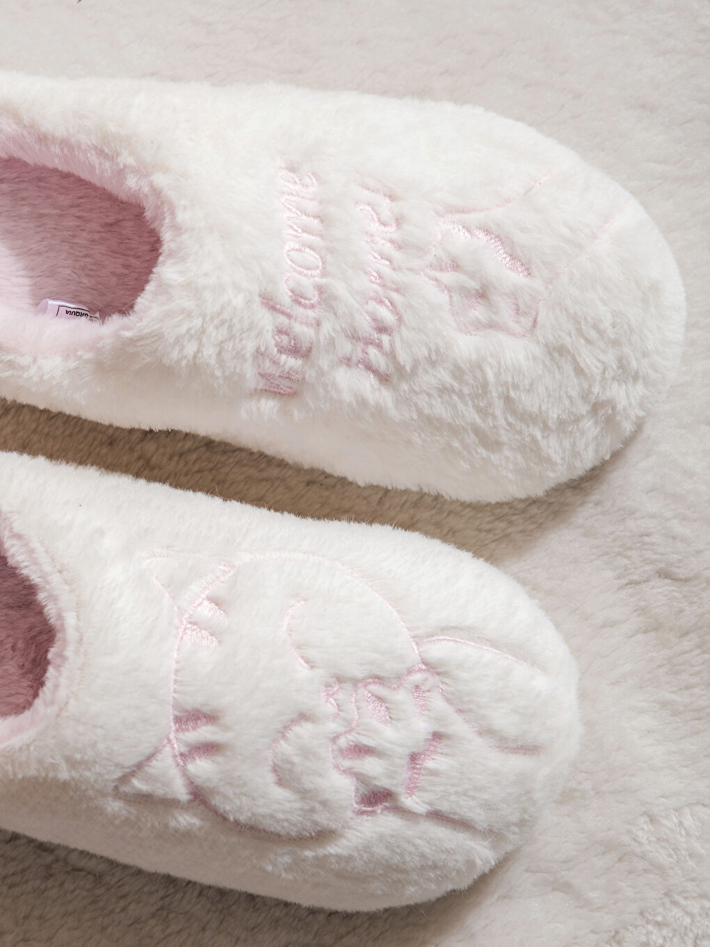 Ekru Kadın Pelüş Ev Terliği-2