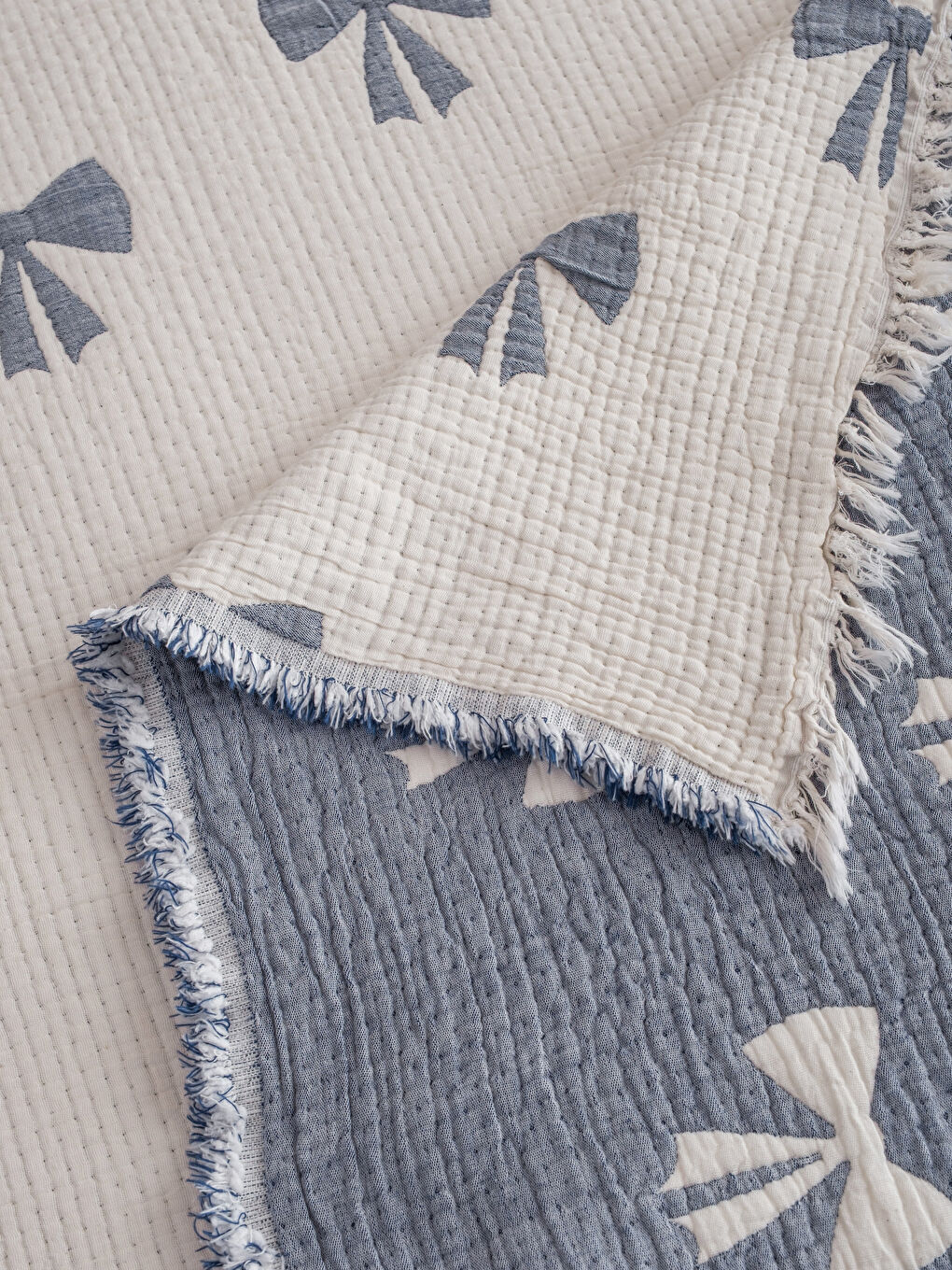 Karışık Fiyonk Baskılı Tek Kişilik Yatak Örtüsü -3