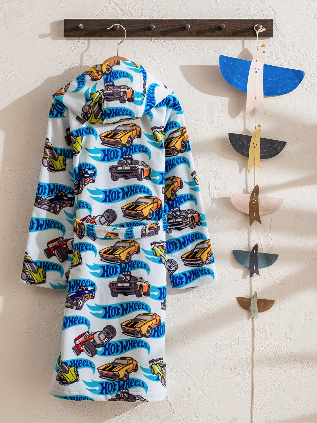 Karışık Hot Wheels Baskılı Erkek Çocuk Bornoz-1