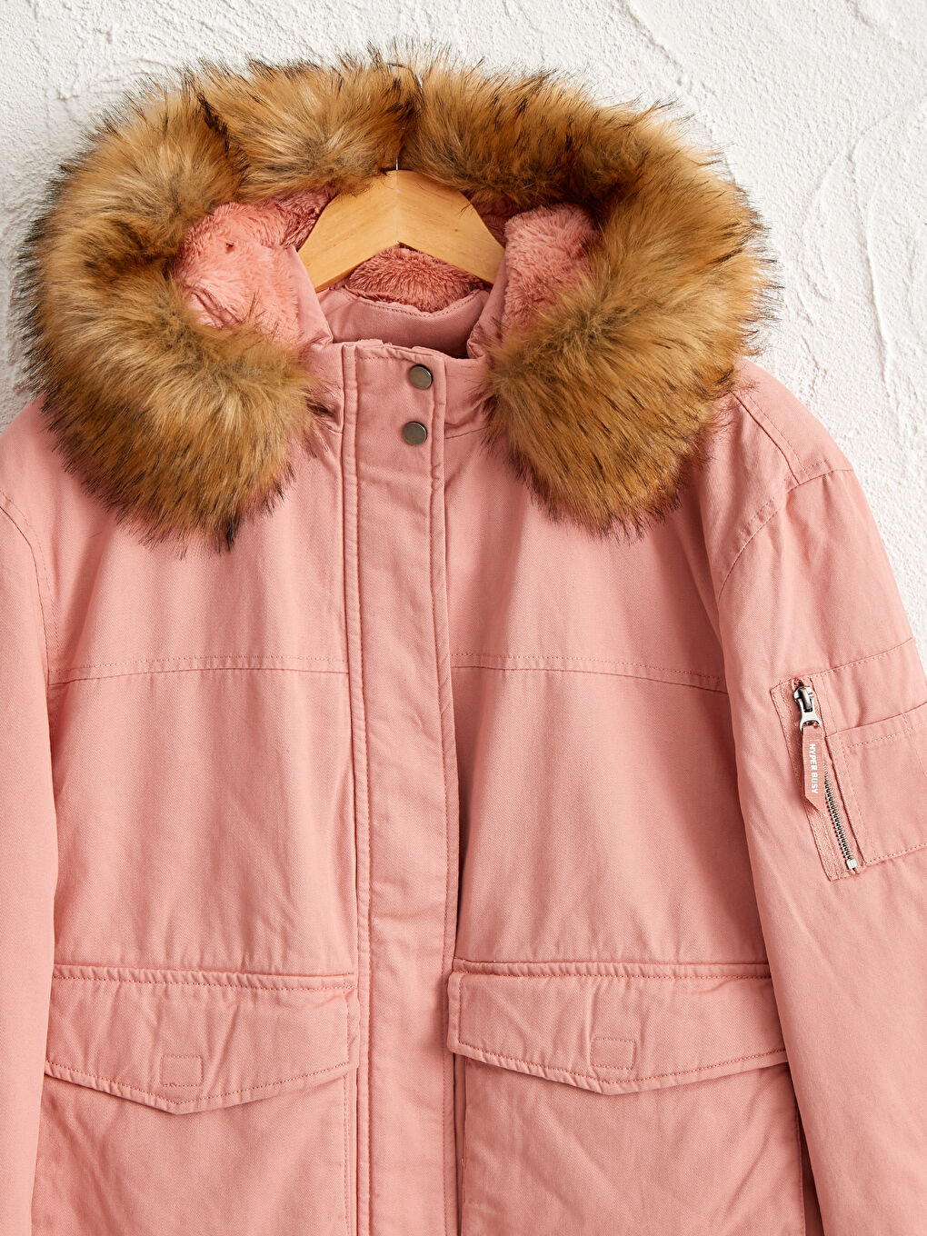 LCW Vision Parka mit Fellkapuze -0W0024Z8-DRH