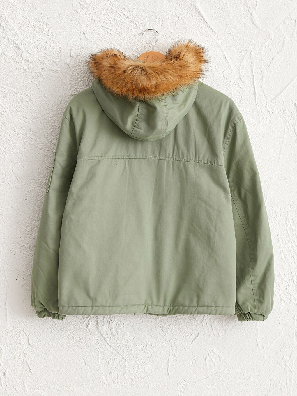 باركا بغطاء رأس فرو-2