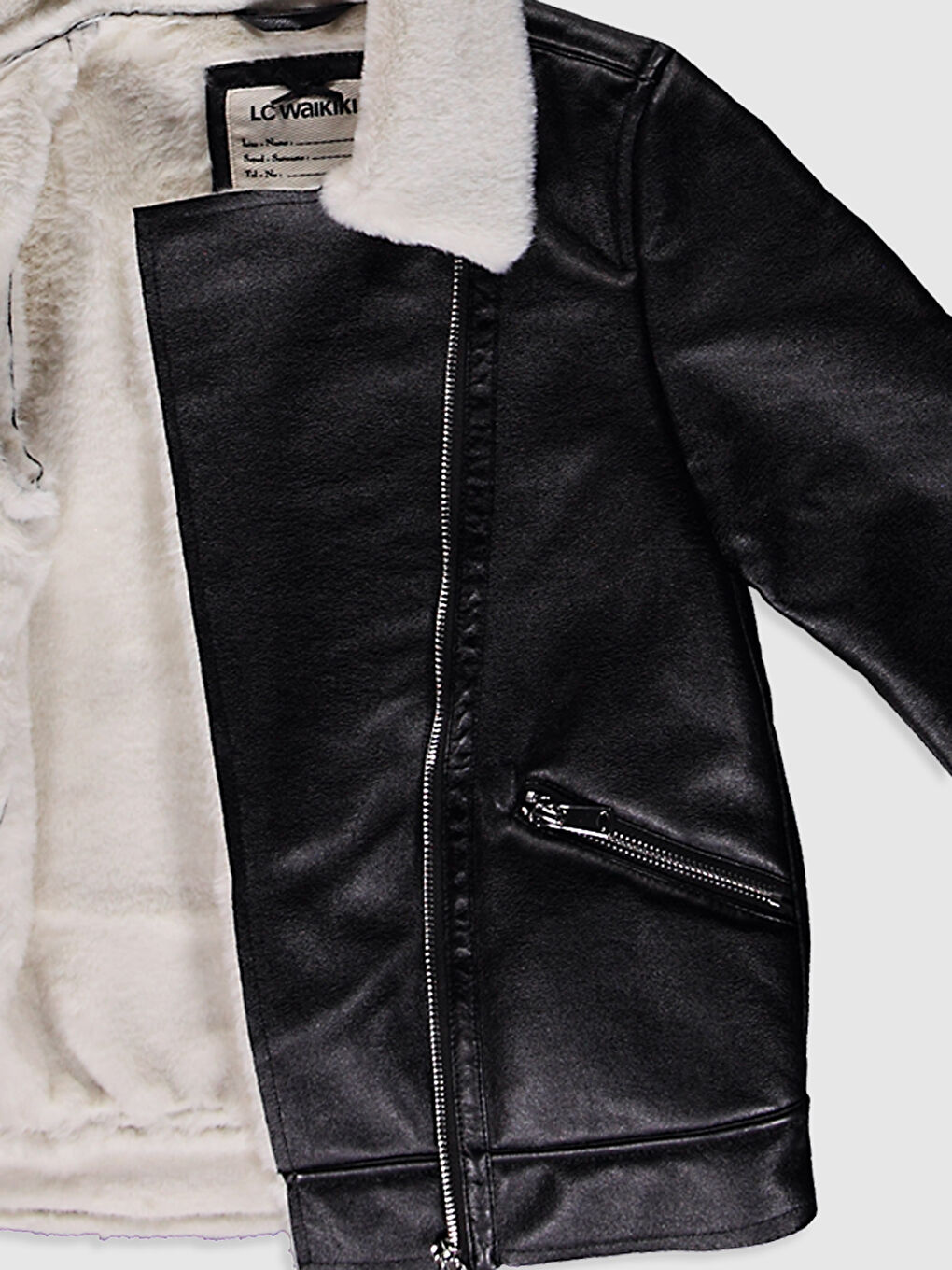 Куртка для девочки с меховым воротником под кожу-2