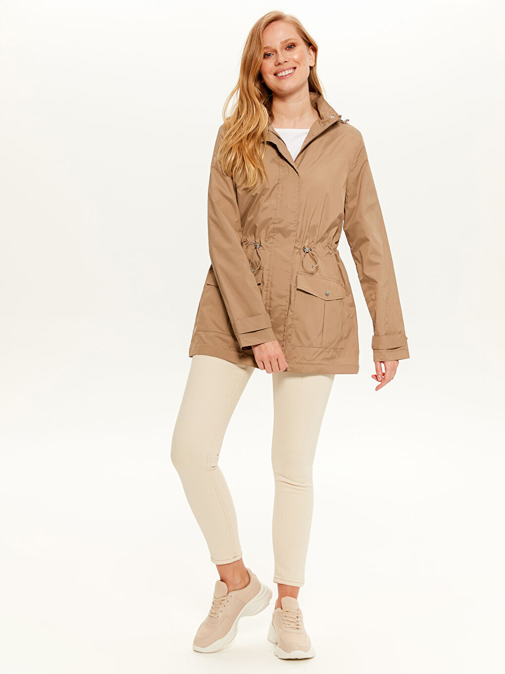 Женщины Бежевый Дождевик-3