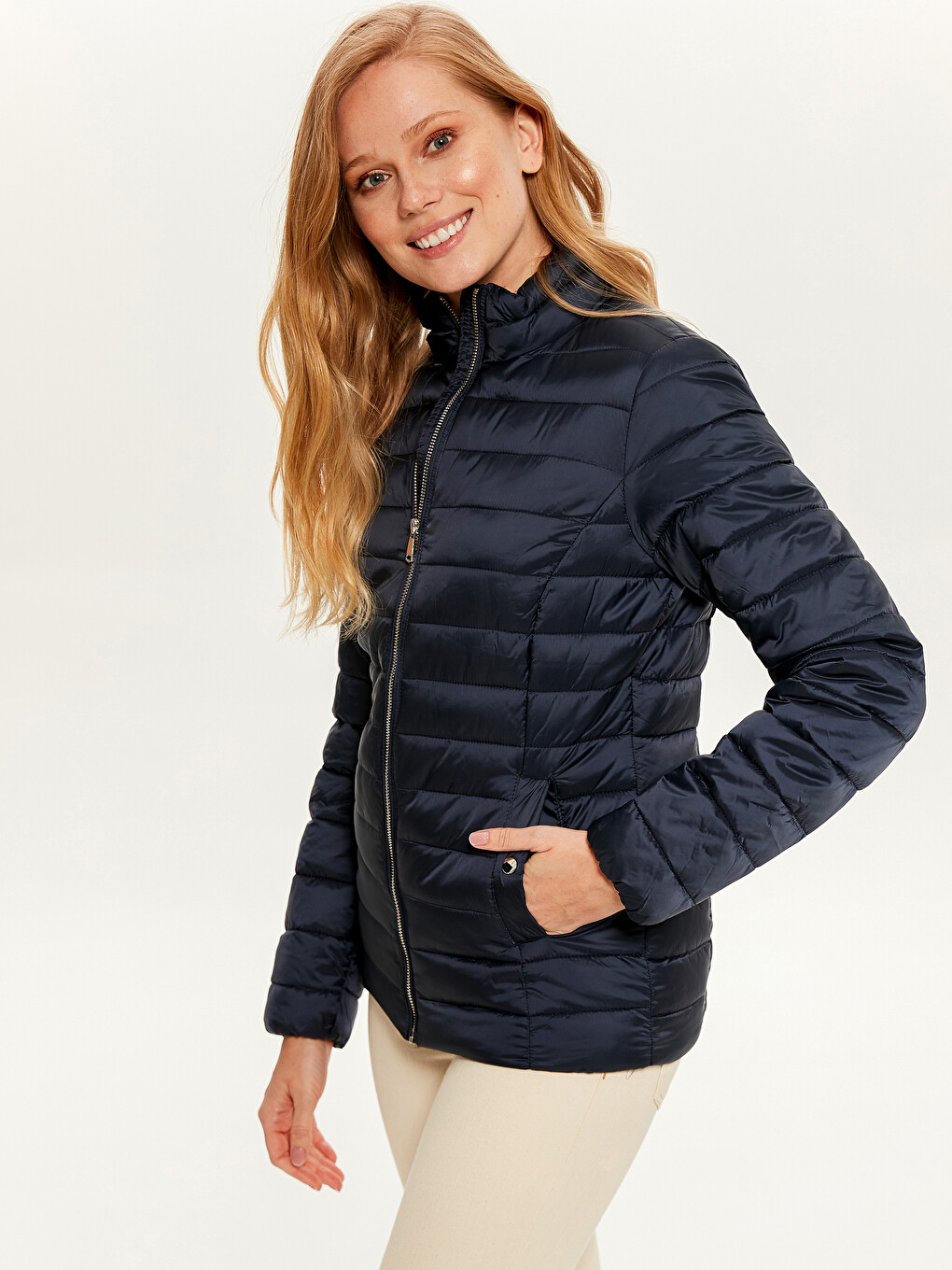 Neckband Puffer-1