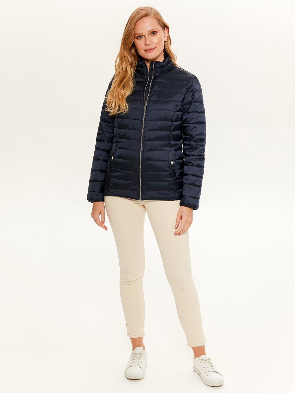 Neckband Puffer-3
