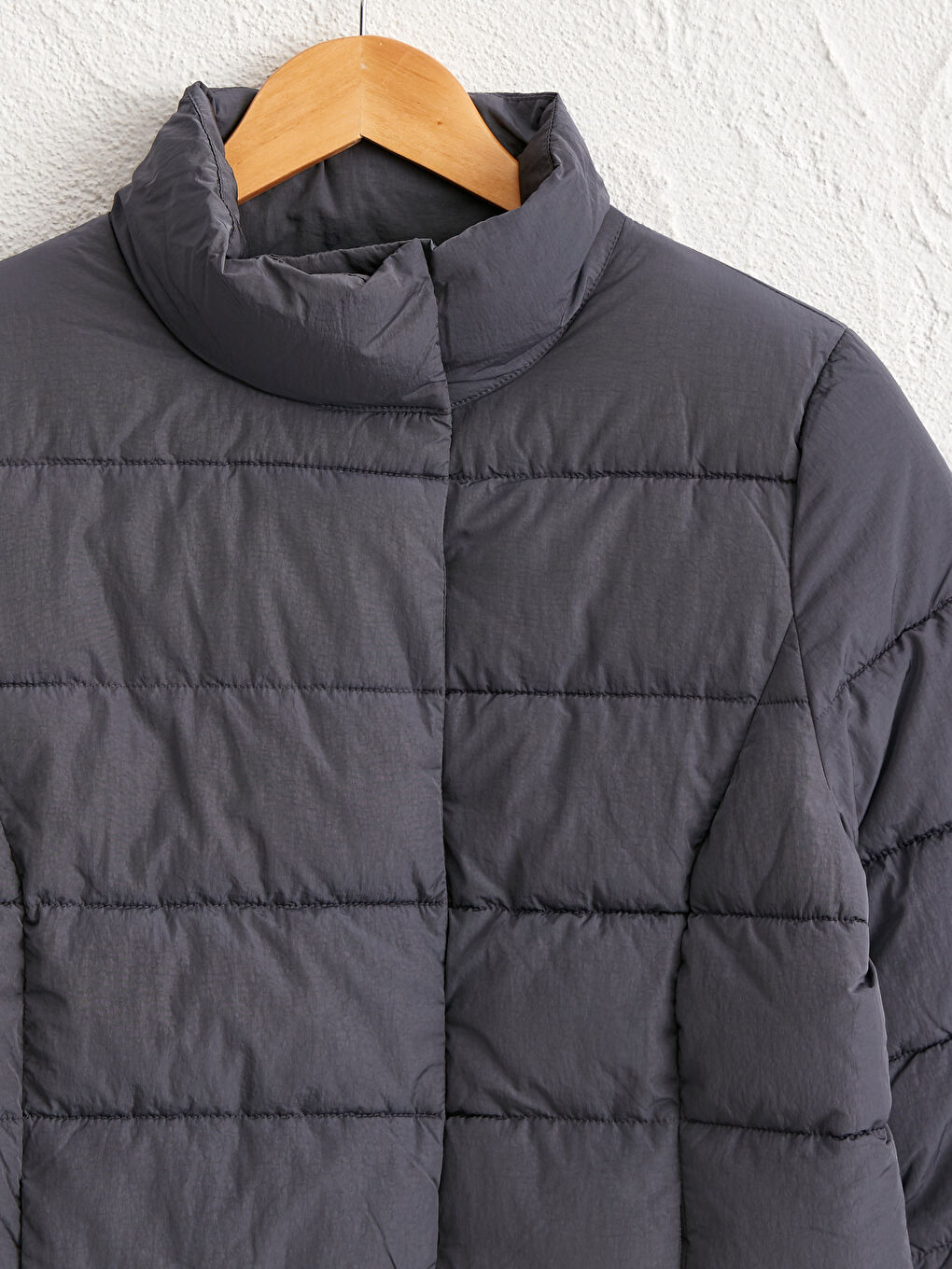 Neckband Puffer-3