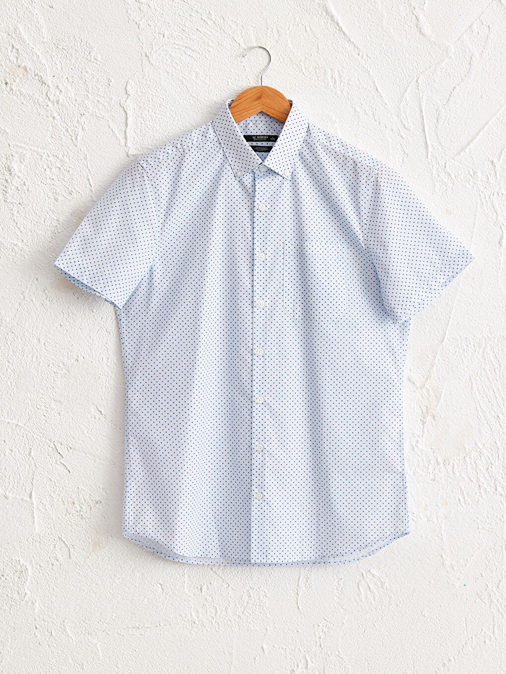 Slim Fit Figured Short Sleeve Shirt