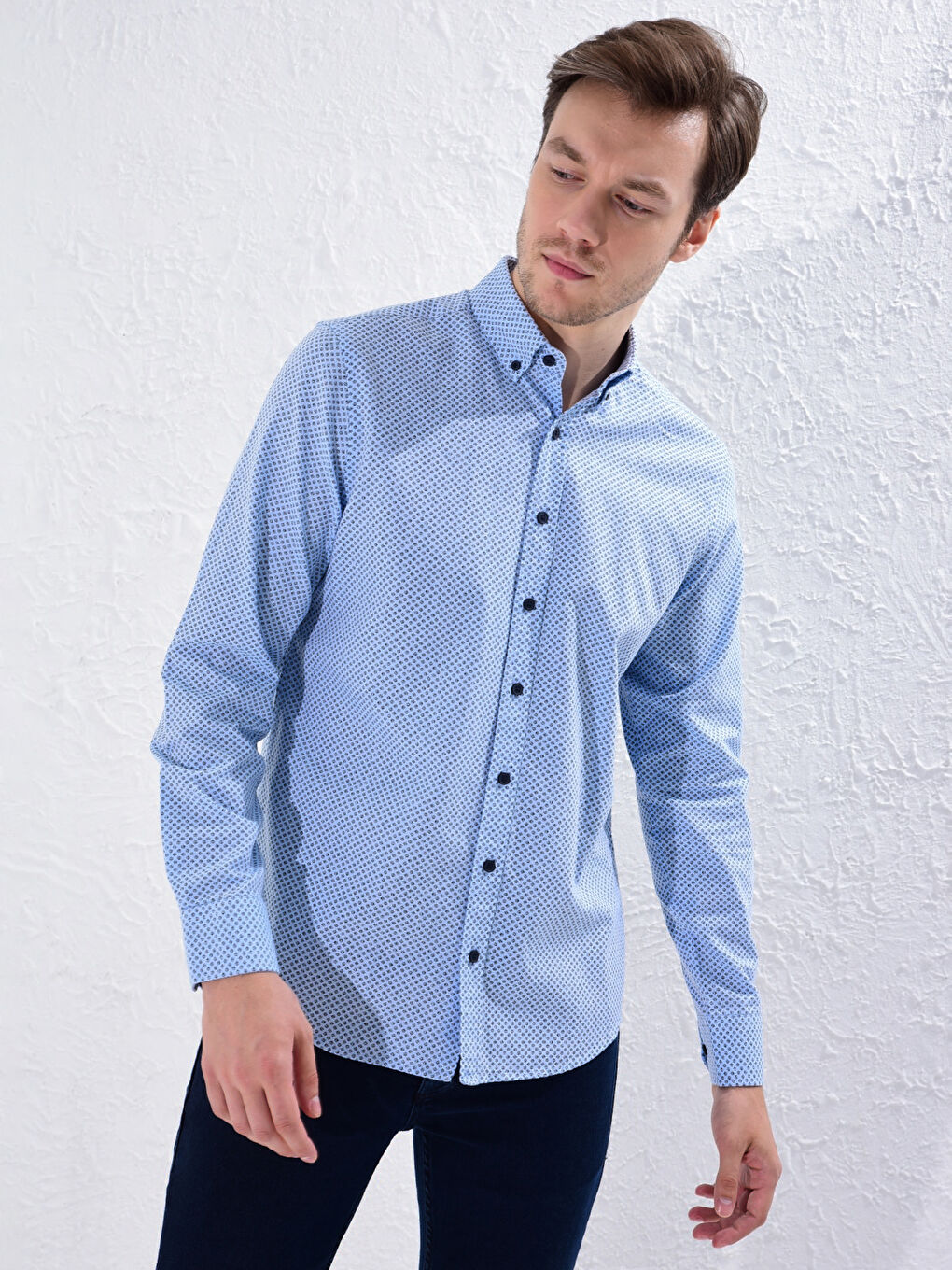 LCWAIKIKI Classic Regular Fit Long Sleeve Oxford Shirt -0W0453Z8-LQQ