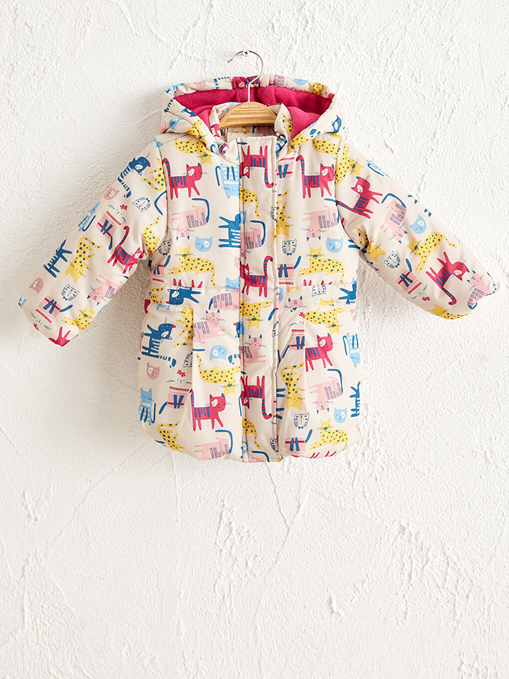 Bej Kız Bebek Kapüşonlu Fermuarlı Kalın Kaban