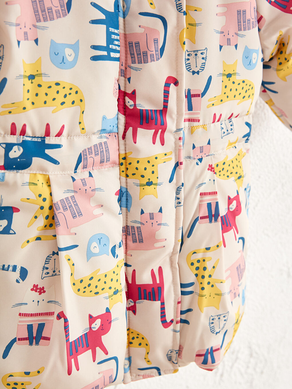 Bej Kız Bebek Kapüşonlu Fermuarlı Kalın Kaban-3