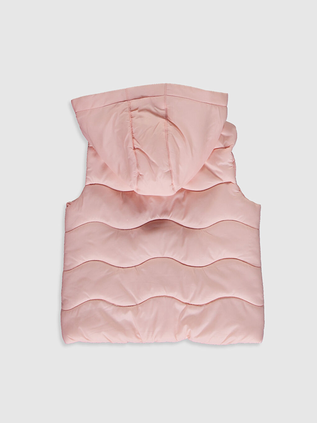 Пухена жилетка за бебе момиче-4