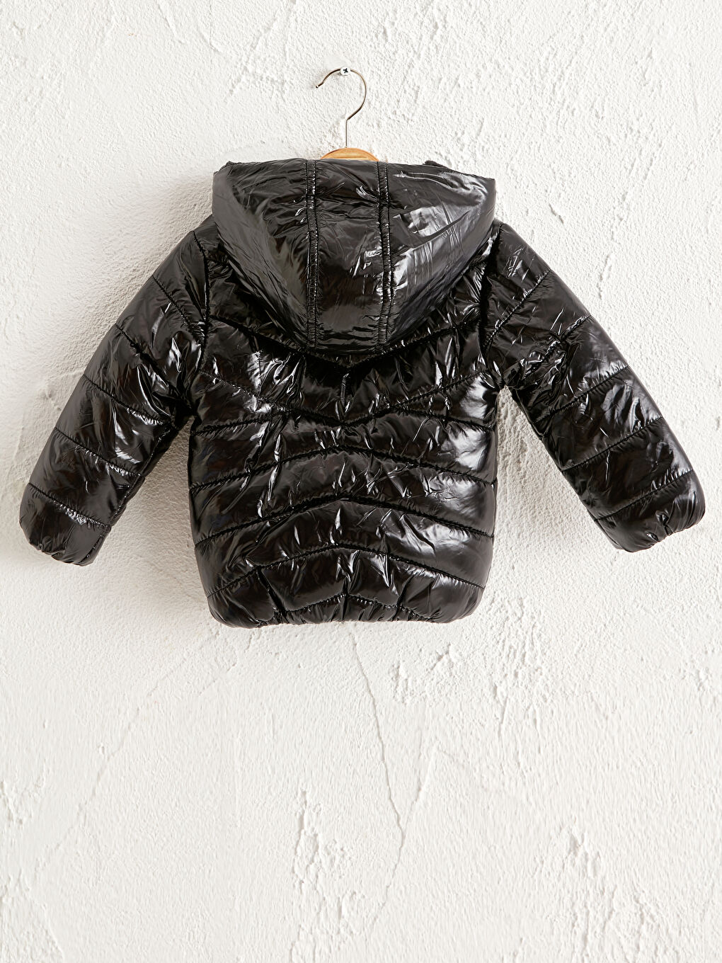 Короткое пальто с капюшоном для малышки девочки-1