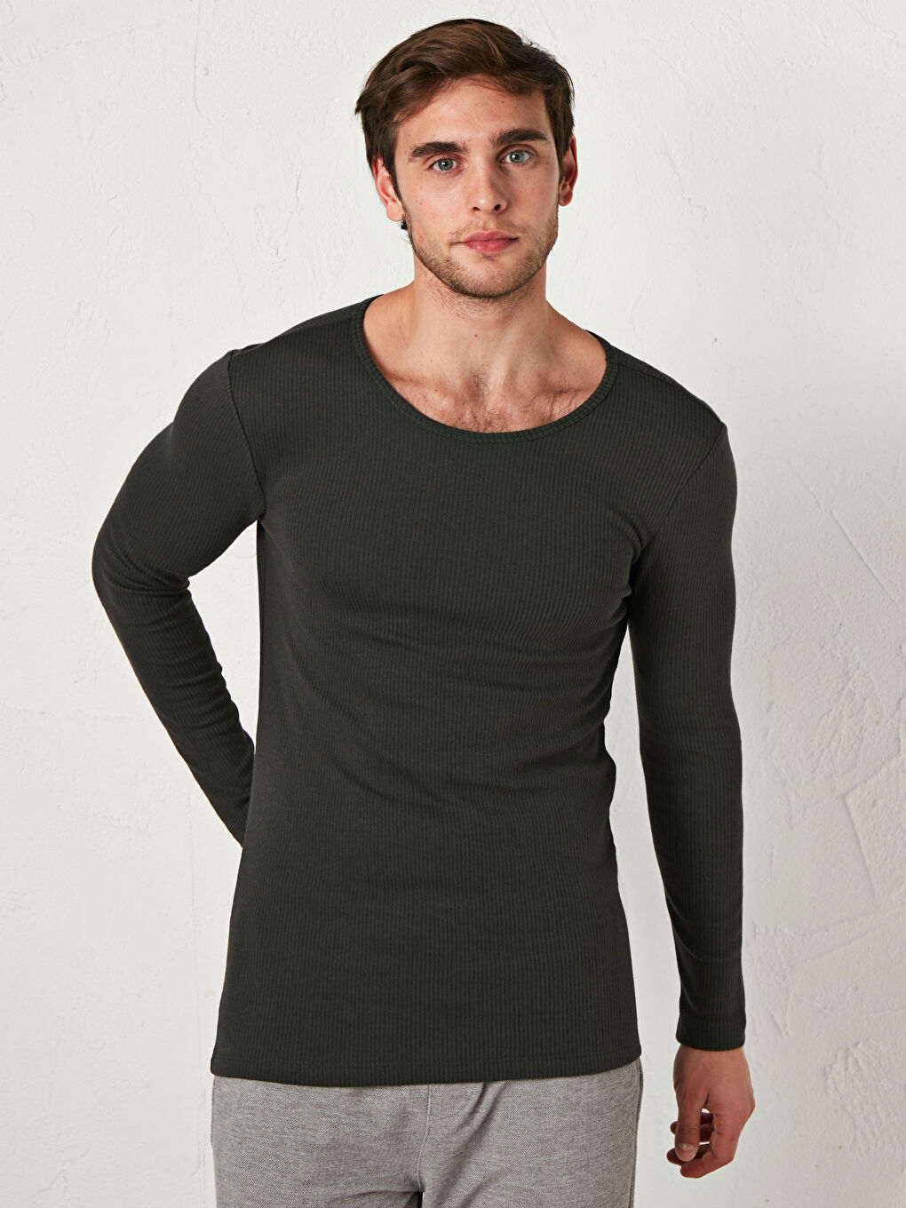 ملابس داخلية حرارية كم طويل ياقة دائرية