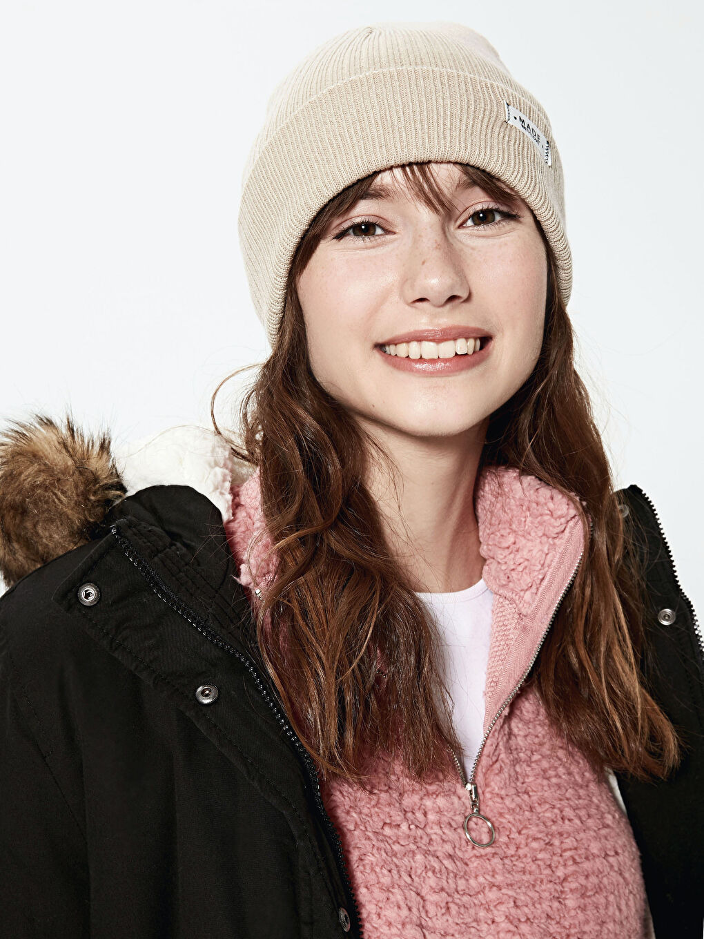 Siyah Kapüşonlu Uzun Kollu Kalın Kadın Parka-3