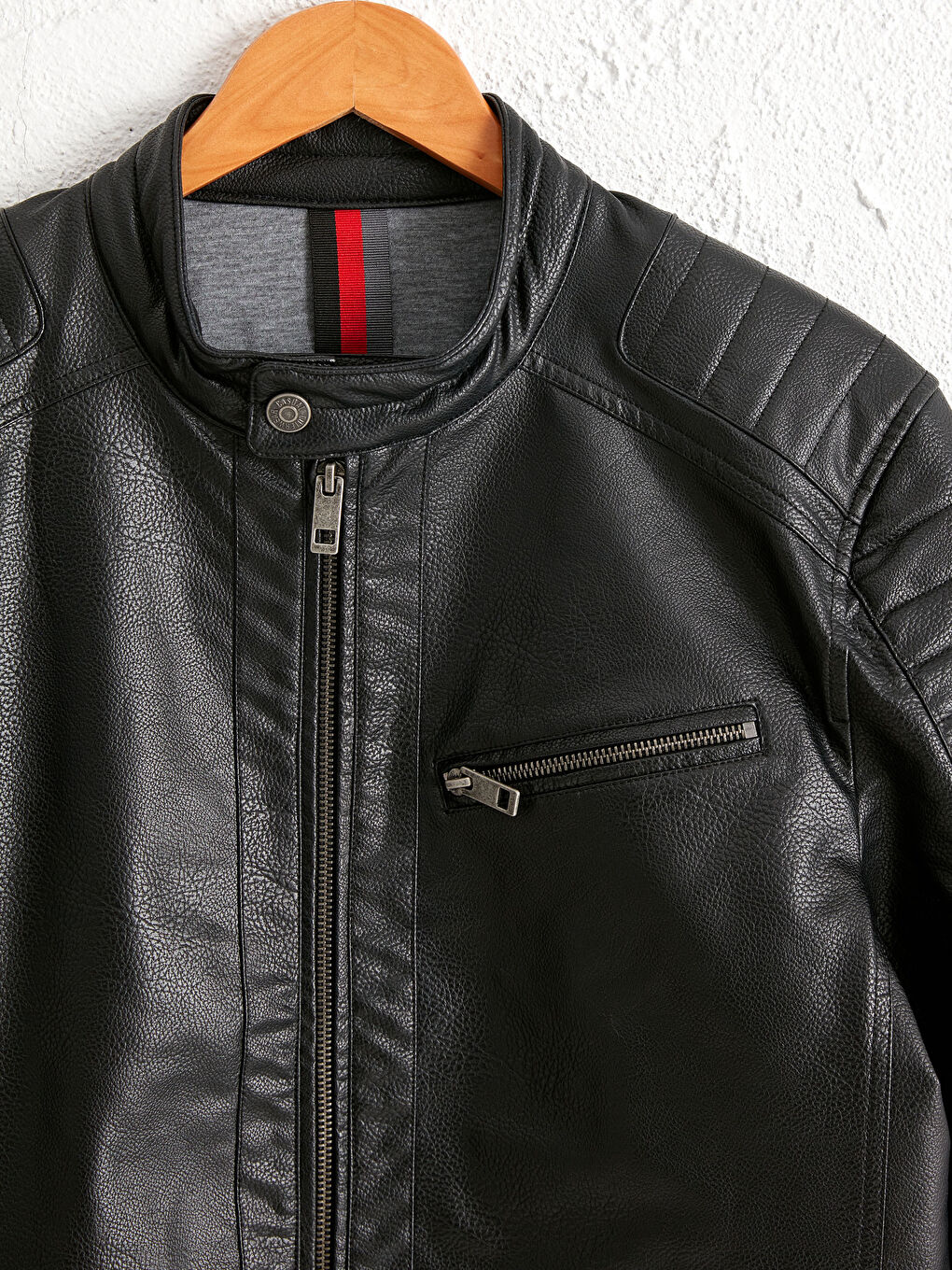 Kaput od veštačke kože sa uspravnom kragnom, kratki-7