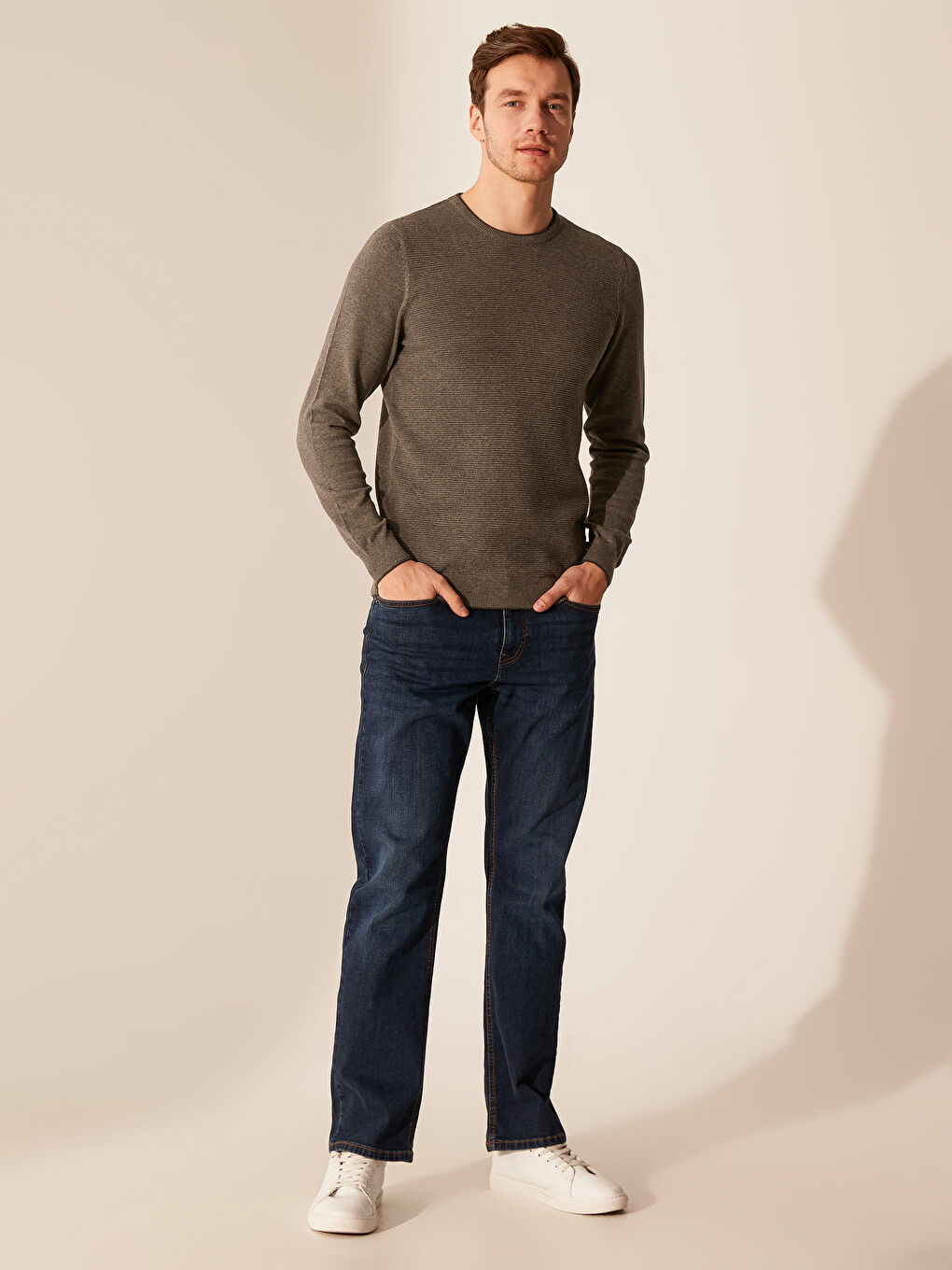 Crew Neck Basic Lightweight Tricot Jumper-3