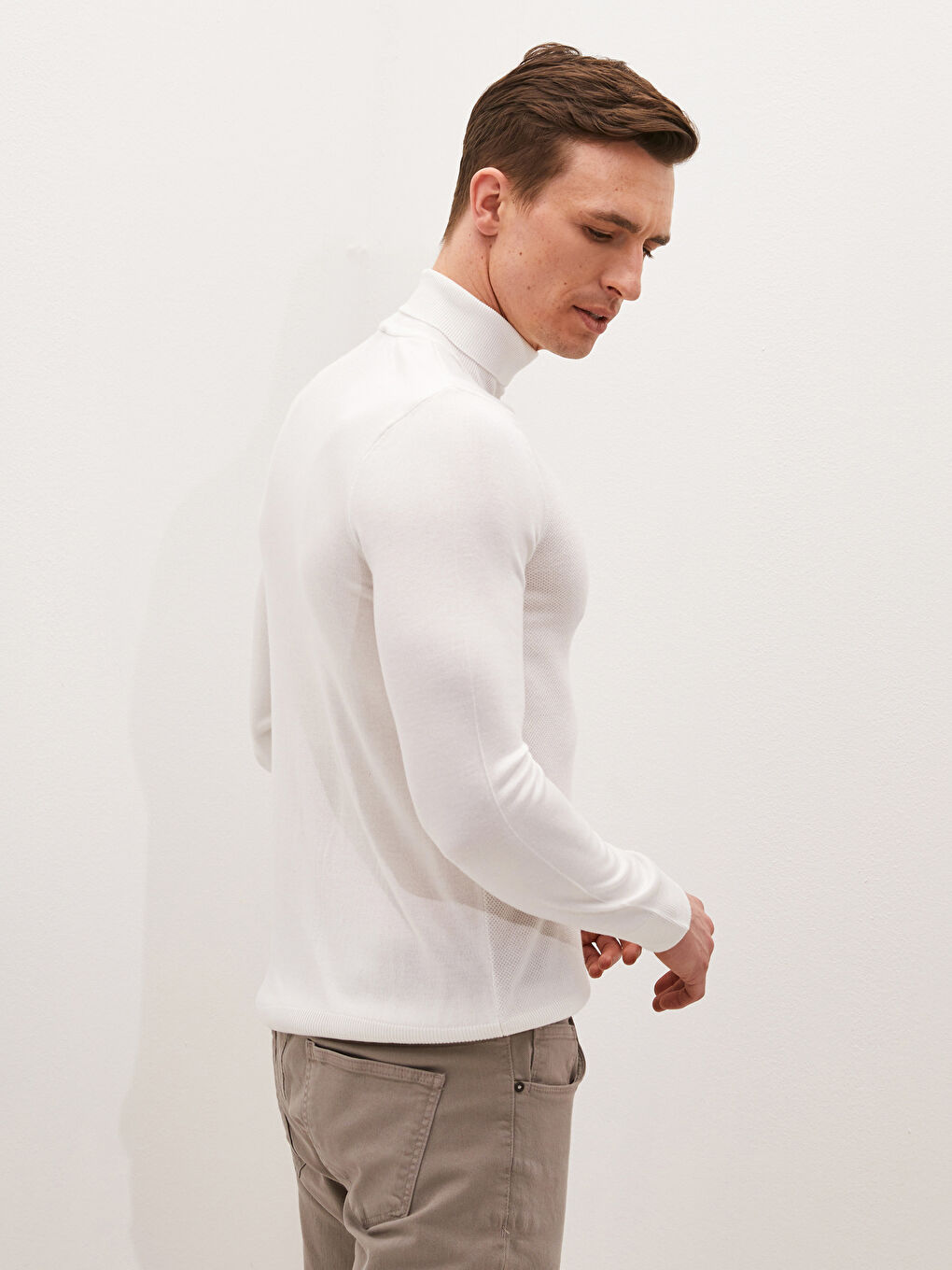Ekru Balıkçı Yaka Uzun Kollu İnce Erkek Triko Kazak-1