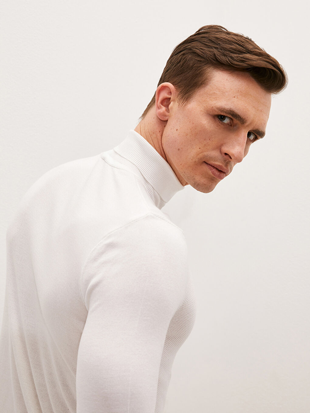 Ekru Balıkçı Yaka Uzun Kollu İnce Erkek Triko Kazak-3