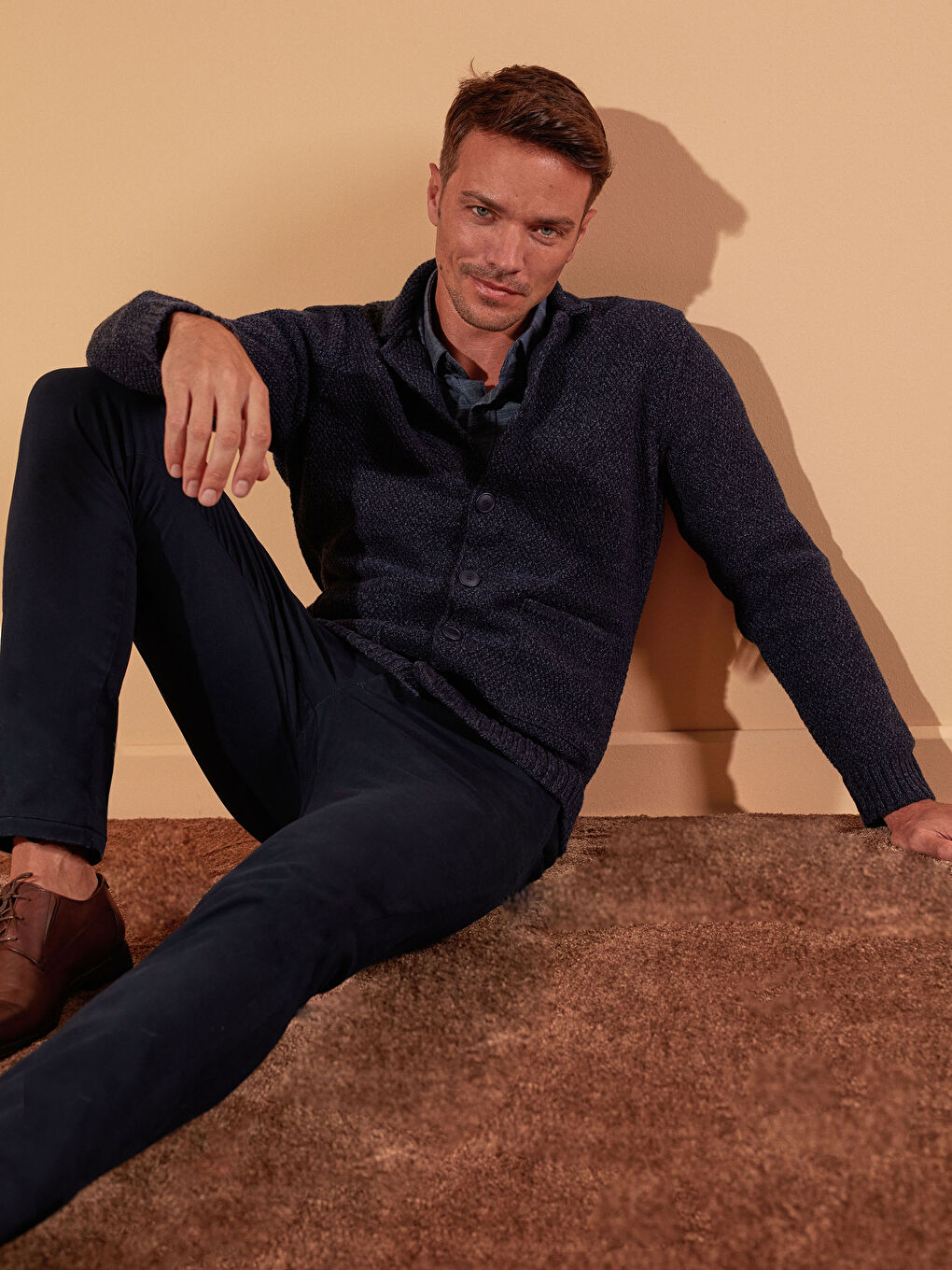 Lacivert V Yaka İnce Triko Hırka