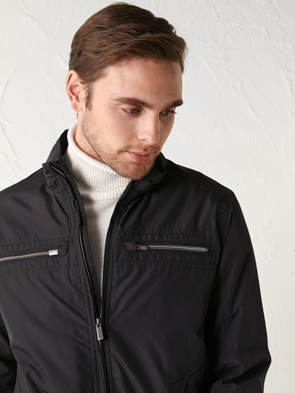 Siyah Dik Yaka İnce Basic Mont-4