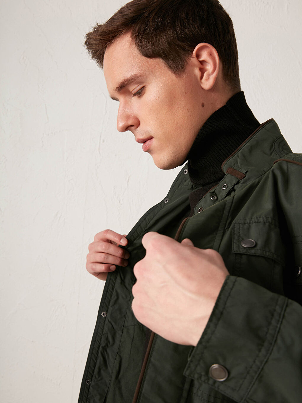 Бомбер с прямым воротником для мужчин-3