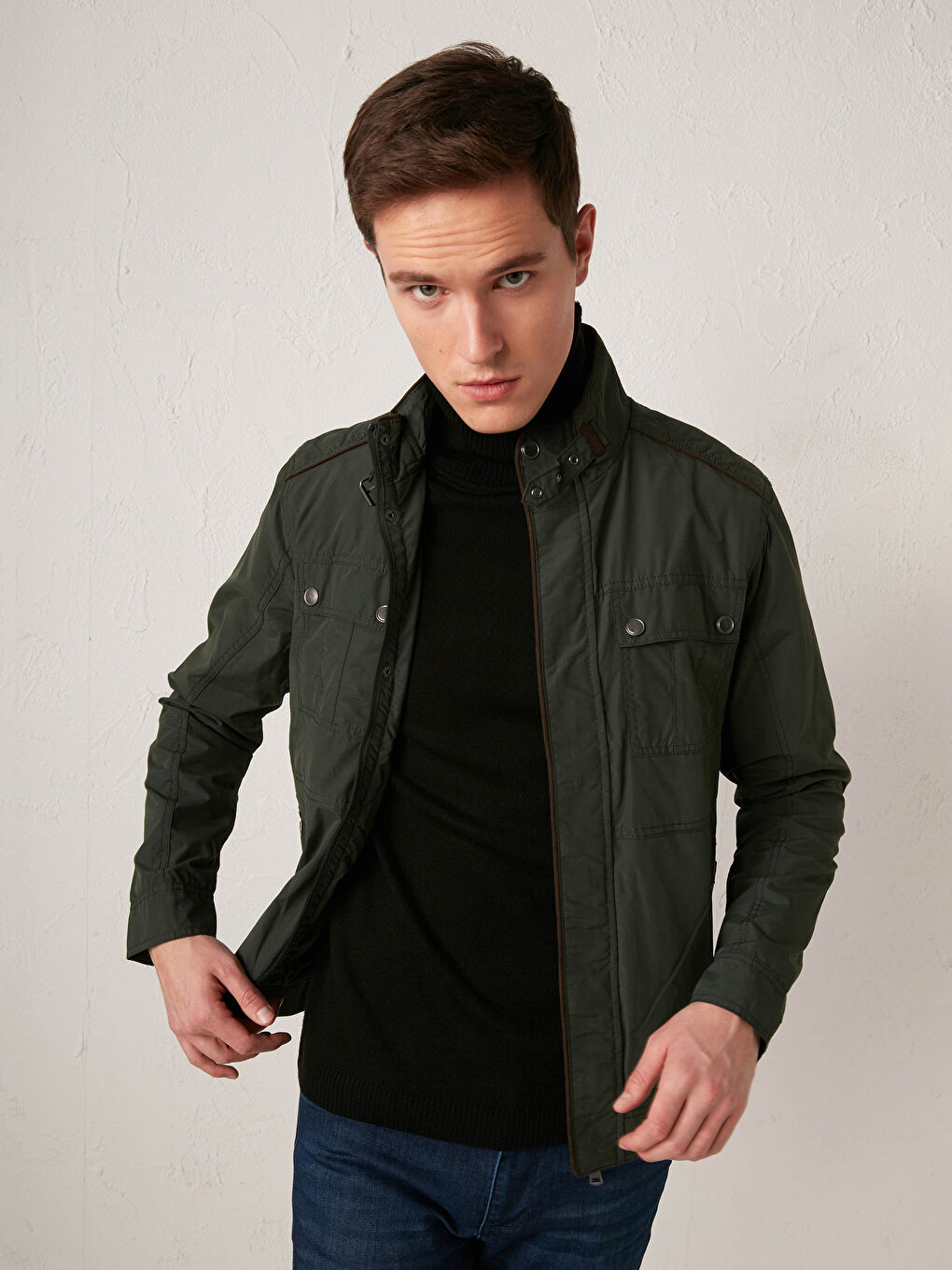 Бомбер с прямым воротником для мужчин-4
