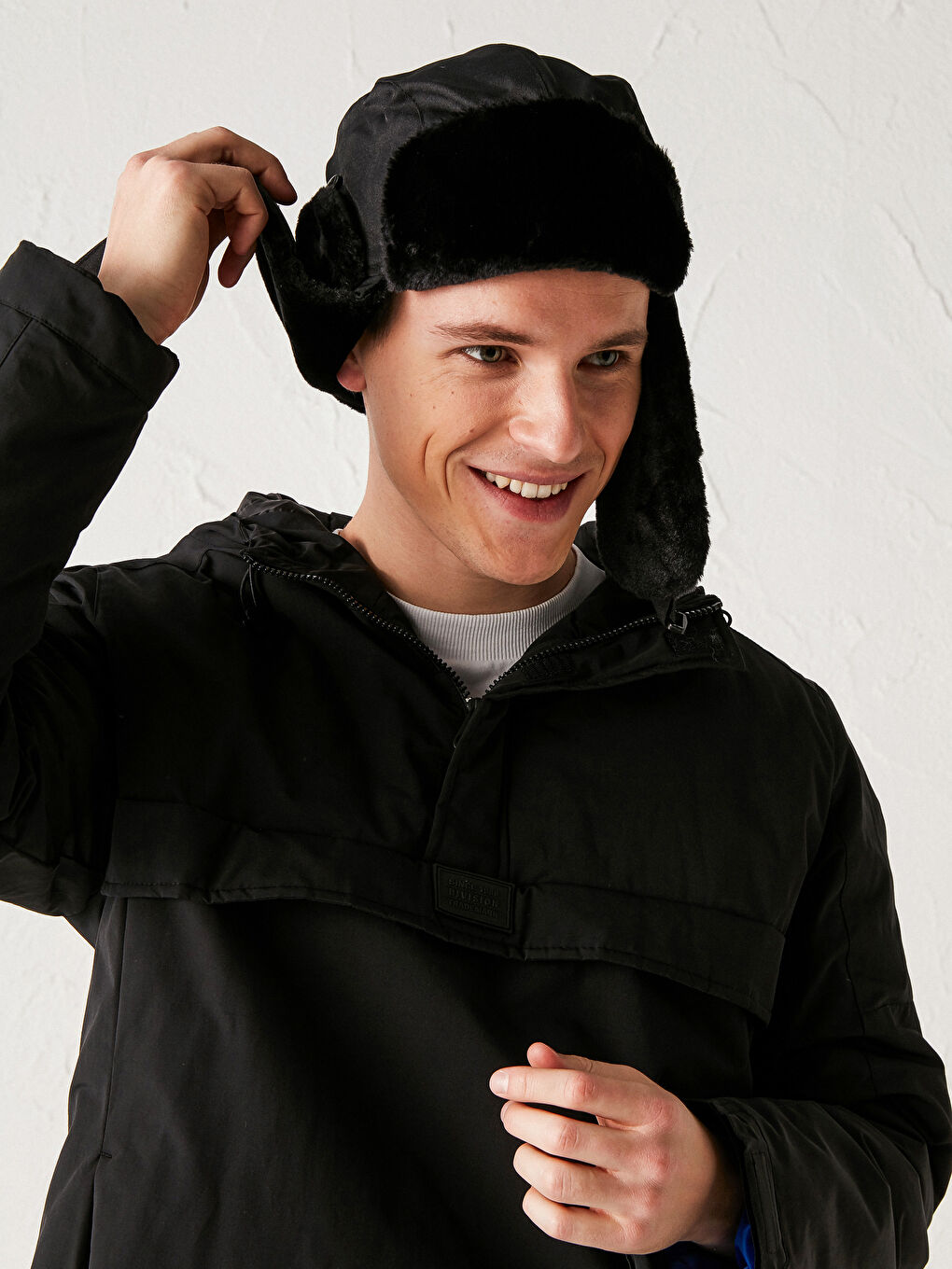 LCW ACCESSORIES قبعة صوف مع سماعات الأذن -0W1041Z8-HUC