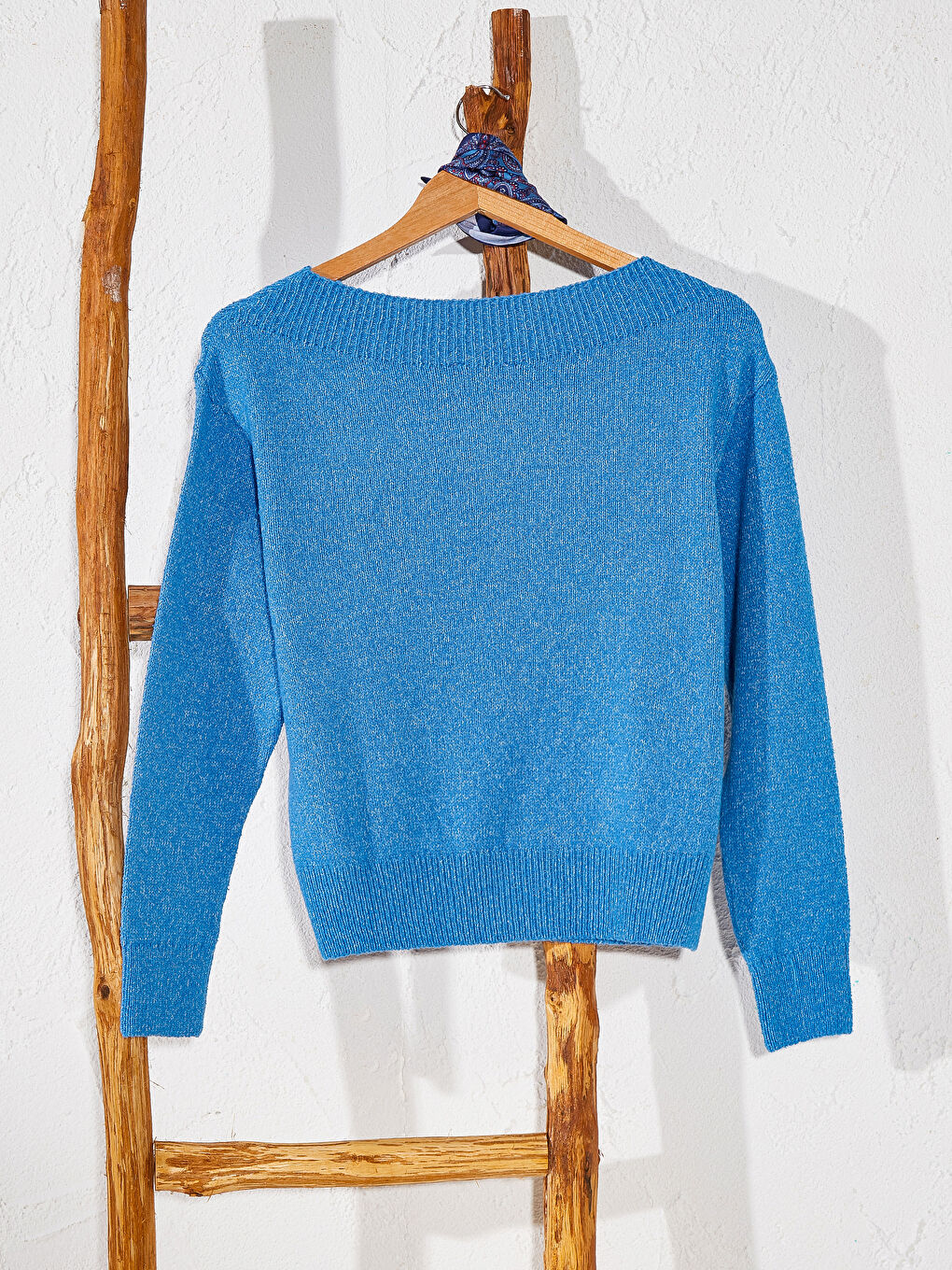 Mavi Kayık Yaka Düz Triko Kazak-2