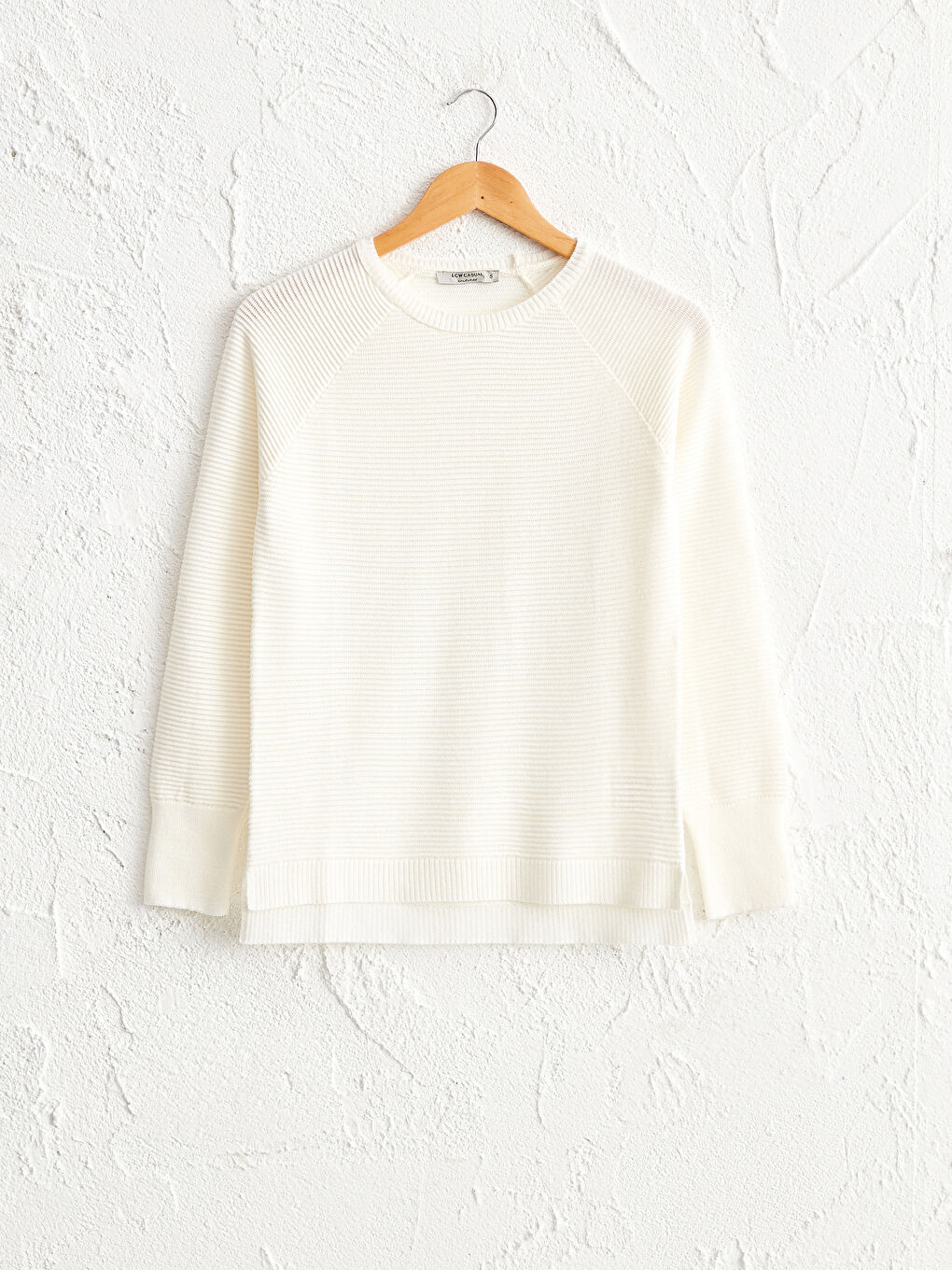 Свитер Женский Трикотажный Приталенный С Длинным Рукавом И Круглым Вырезом