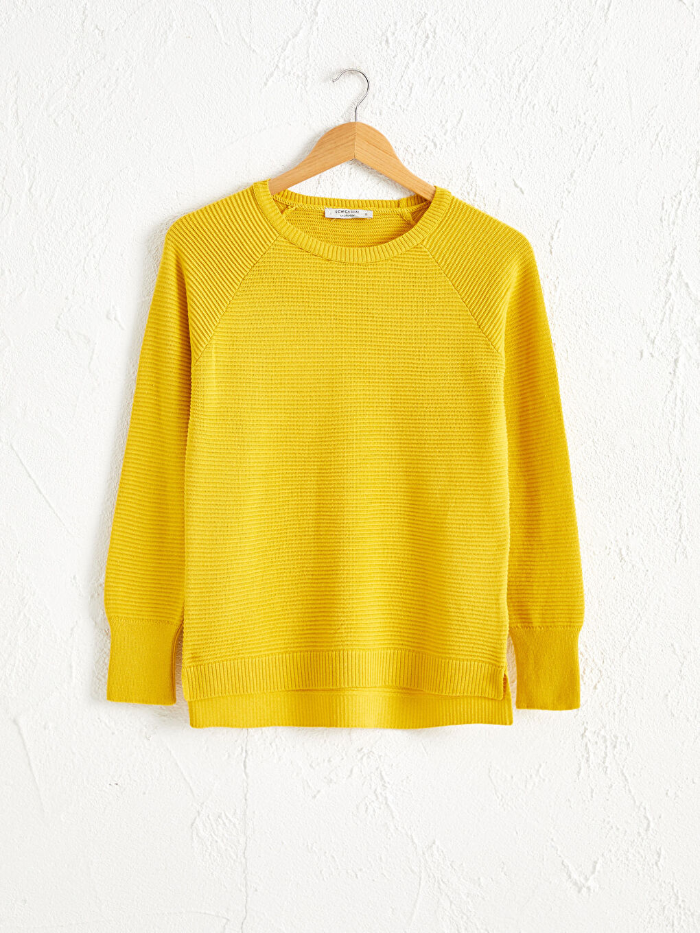 Свитер Женский Трикотажный Приталенный С Длинным Рукавом И Круглым Вырезом