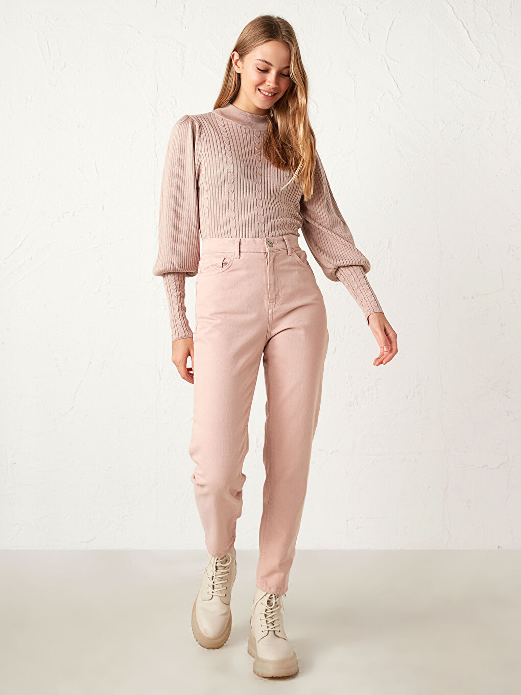 Светр з легкого трикотажу з об'ємними рукавами-2