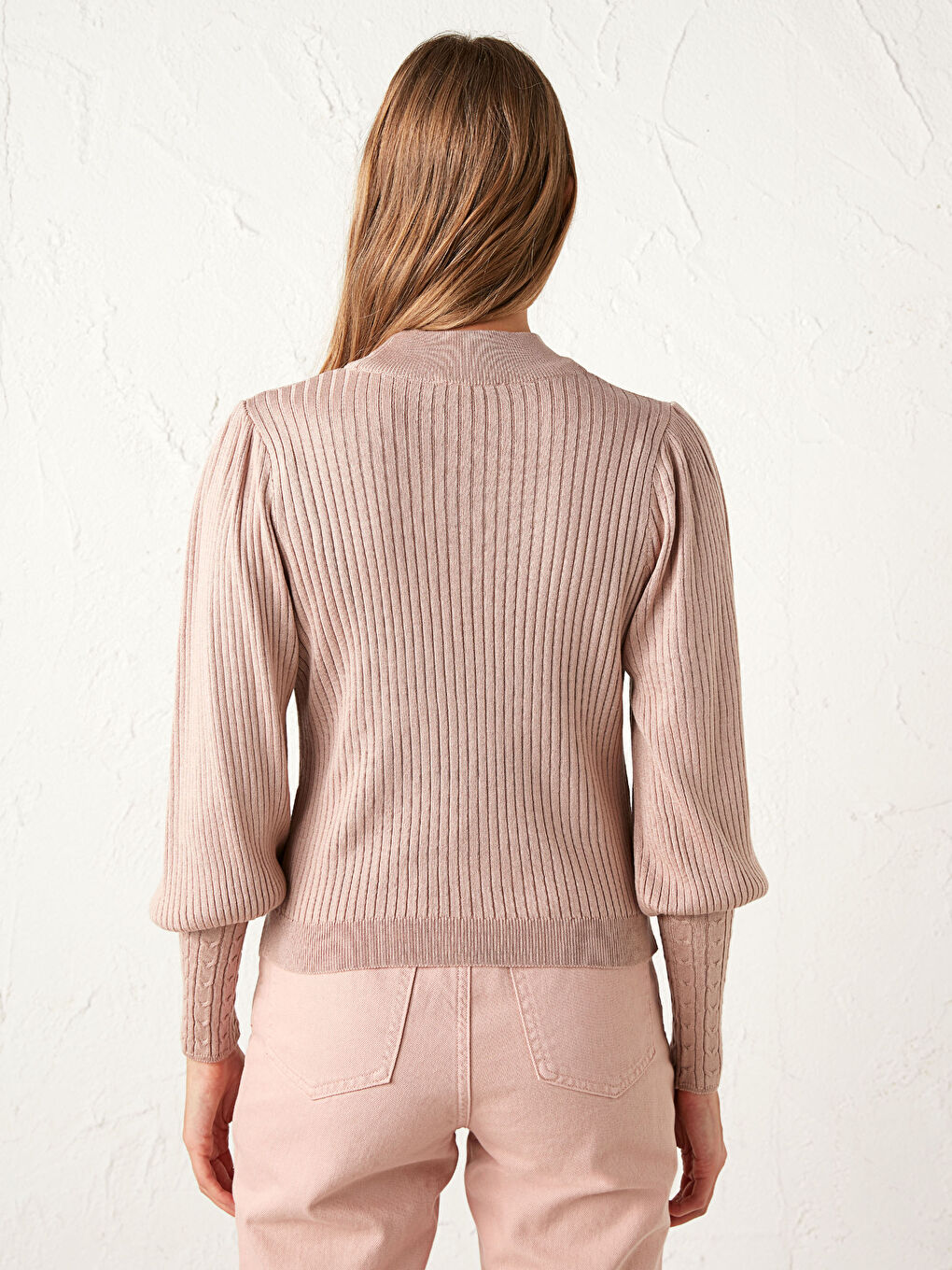 Светр з легкого трикотажу з об'ємними рукавами-3