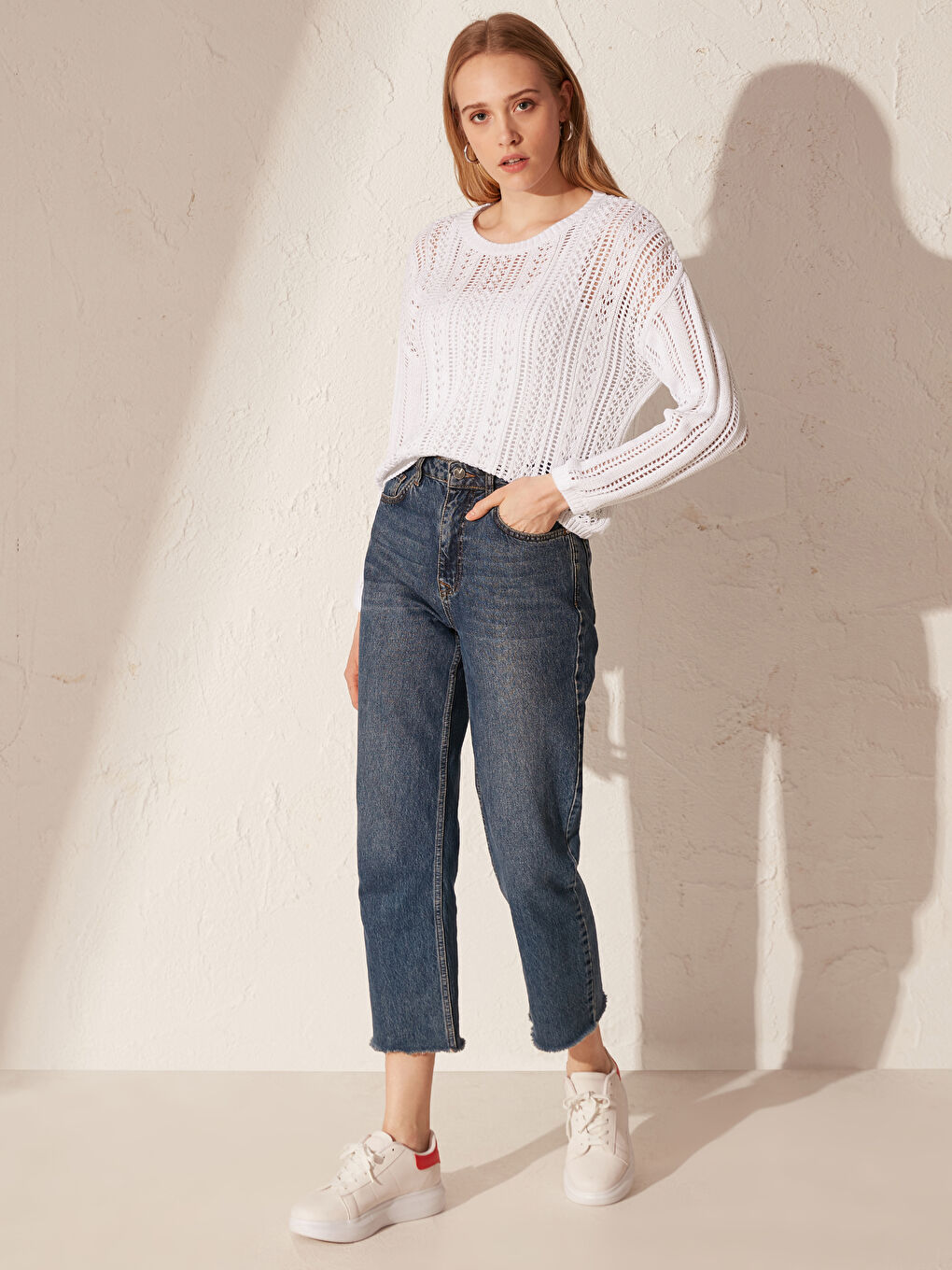 Свитер Женский Трикотажный С Круглым Вырезом, Стандартного Кроя, С Длинным Рукавом И Отверстиями-2