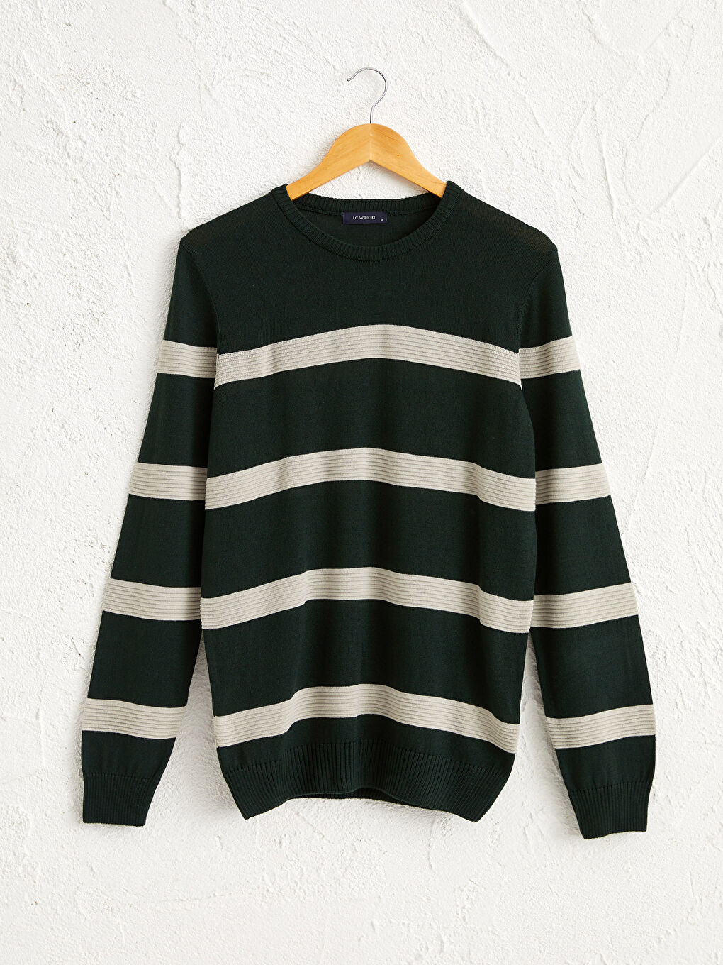 Жолақты жеңіл трикотаж дөңгелек жағалы жемпір