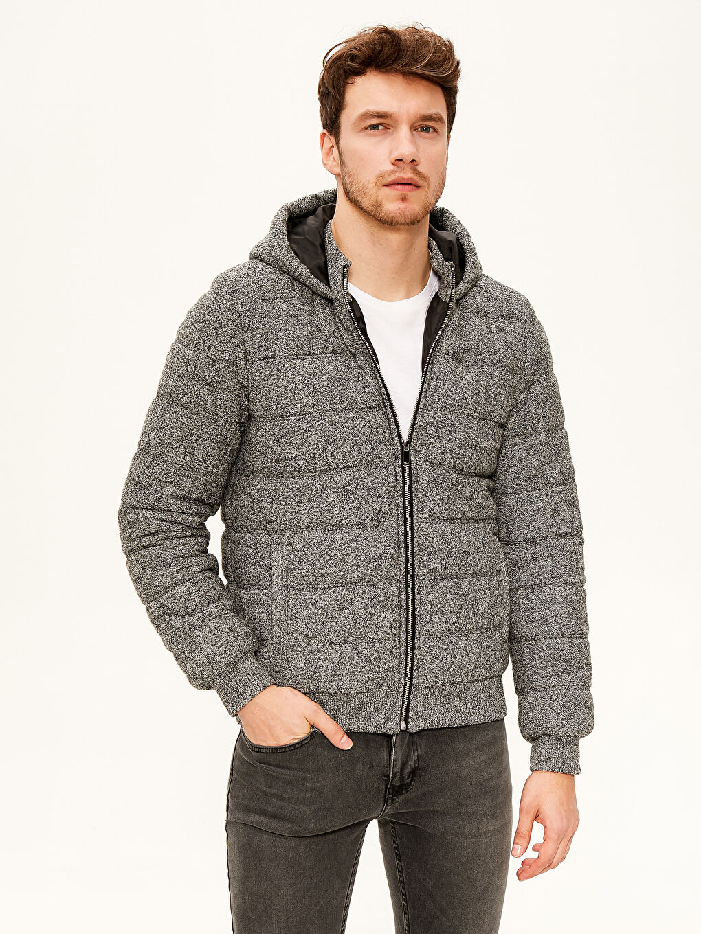 Gri Kapüşonlu Kapitone Erkek Mont