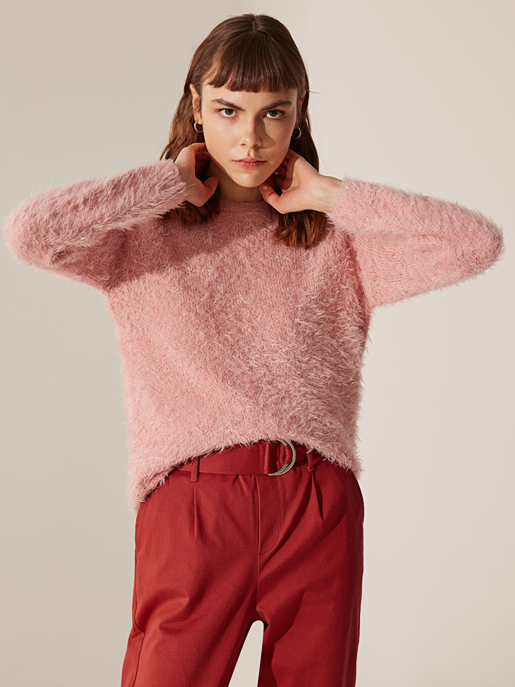 Свитер Женский Трикотажный С Круглым Вырезом И Длинными Рукавами Стандартного Кроя-1