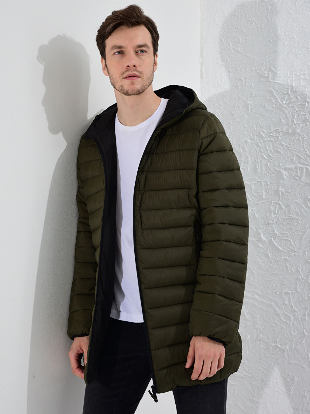 Haki Rahat Kalıp Kapüşonlu Çift Taraflı Şişme Mont