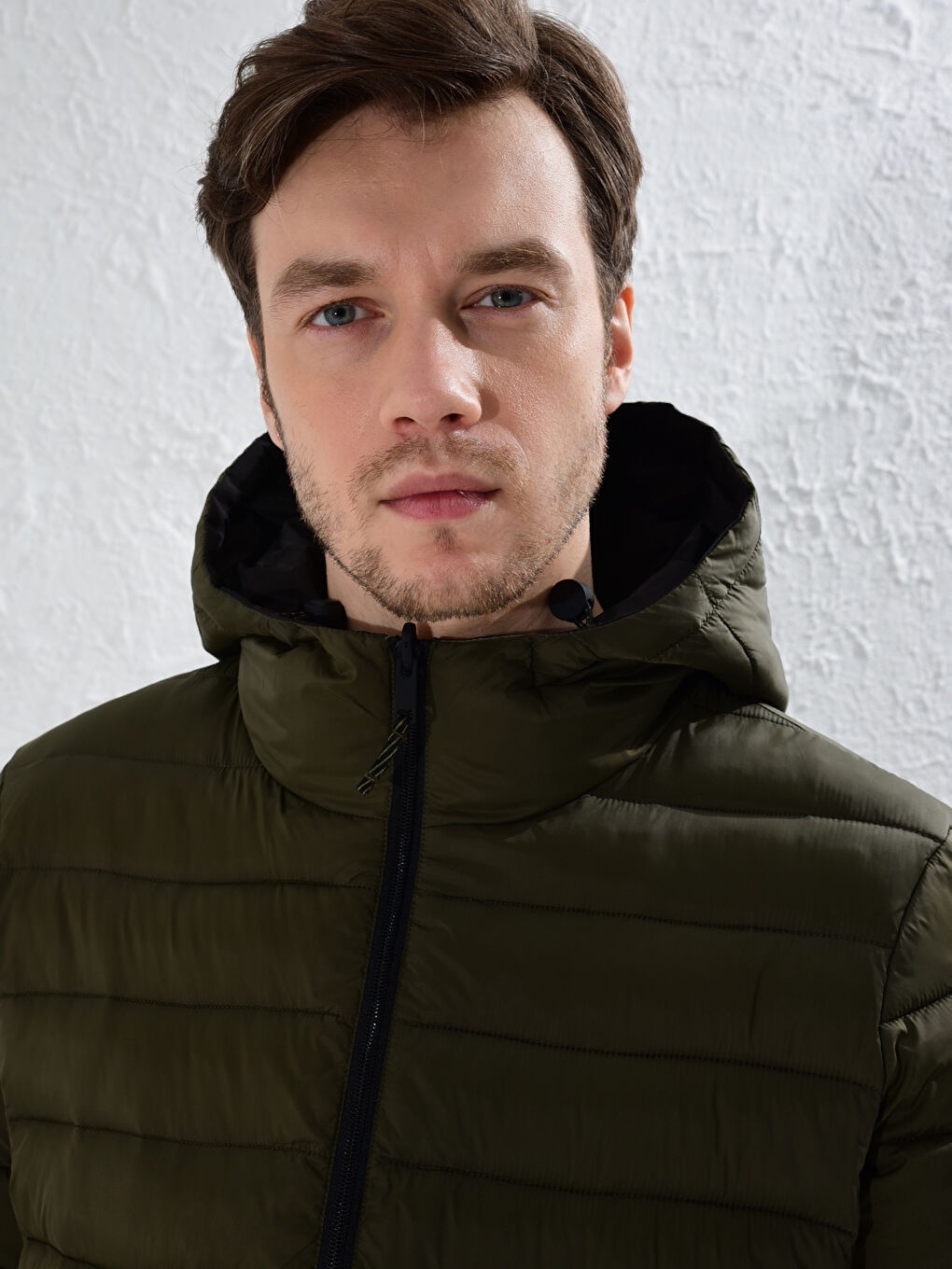 Haki Rahat Kalıp Kapüşonlu Çift Taraflı Şişme Mont-7