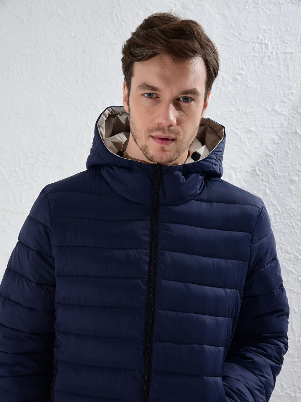 Lacivert Rahat Kalıp Kapüşonlu Çift Taraflı Şişme Mont-9