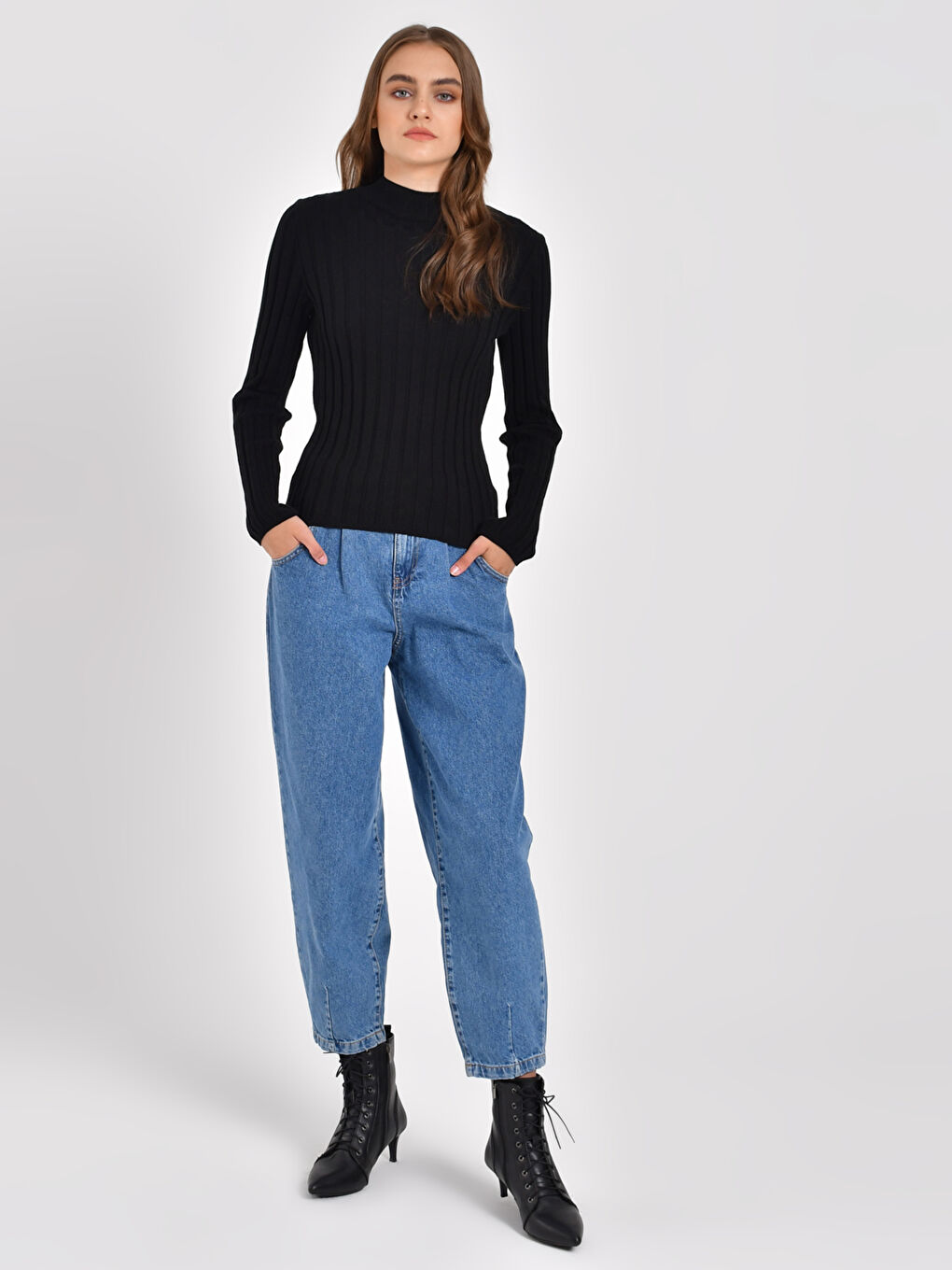 Siyah Yarım Balıkçı Yaka Triko Kazak-4