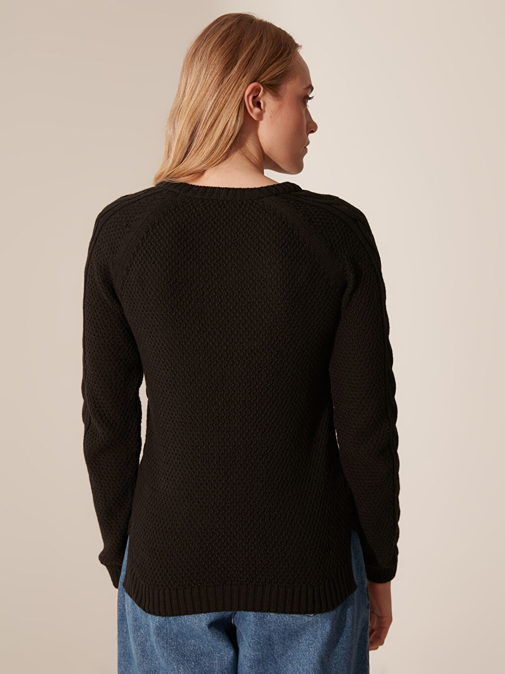 Свитер с круглым вырезом и длинным рукавом для женщин-4