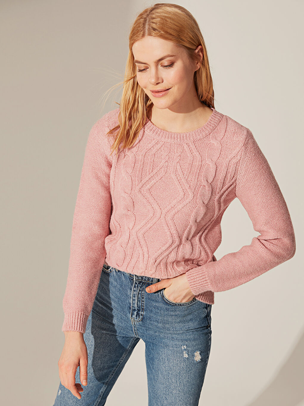 Свитер из акрилового трикотажа с круглым вырезом-1