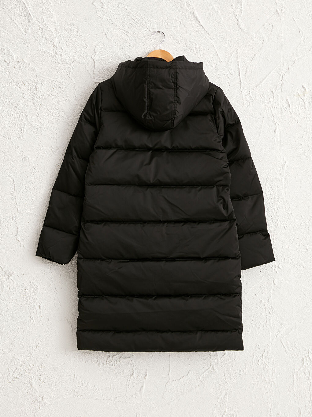Schwerer Steppmantel mit Kapuze-2