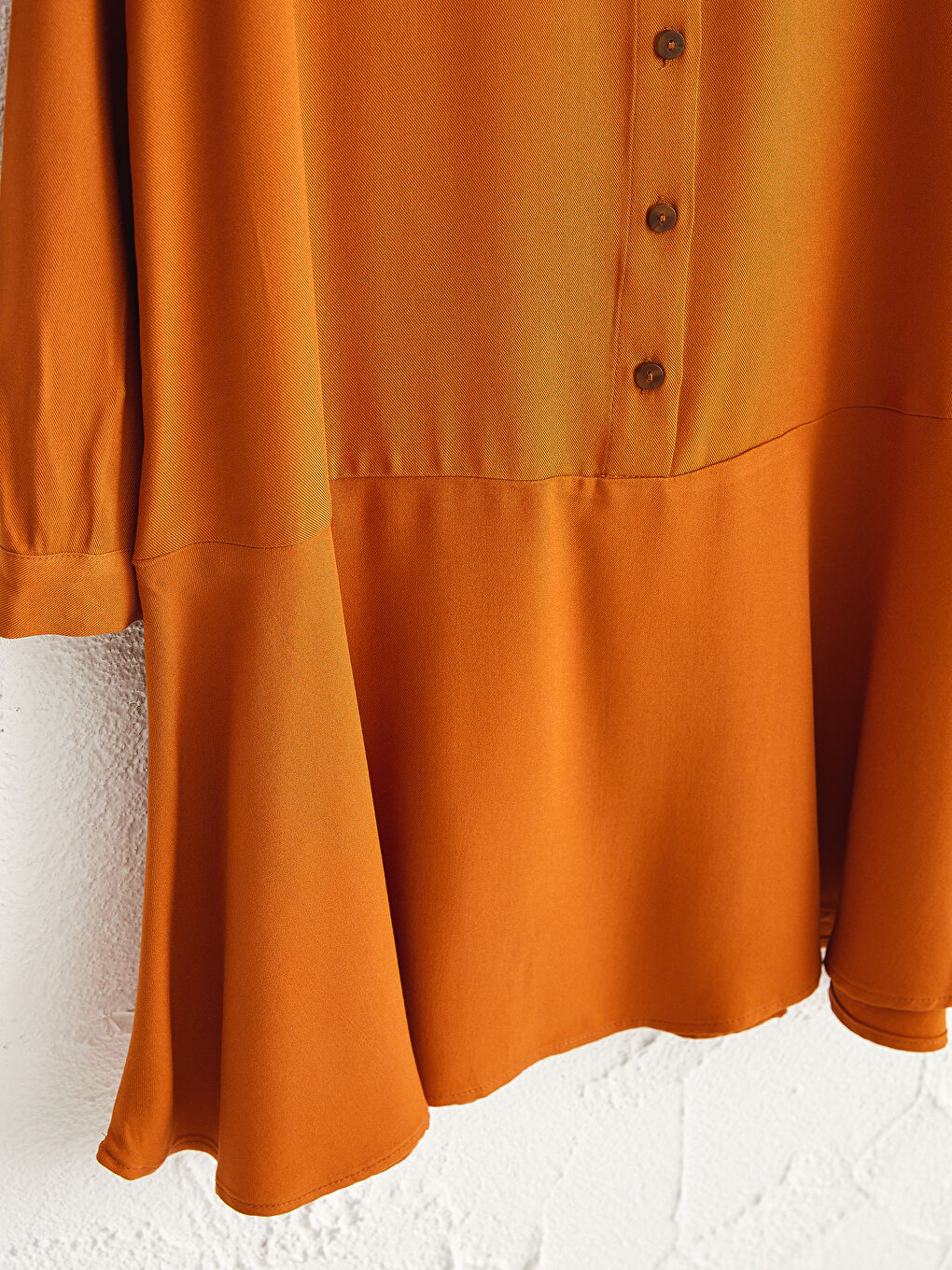 tunika od viskoze s detaljima na kragni -2