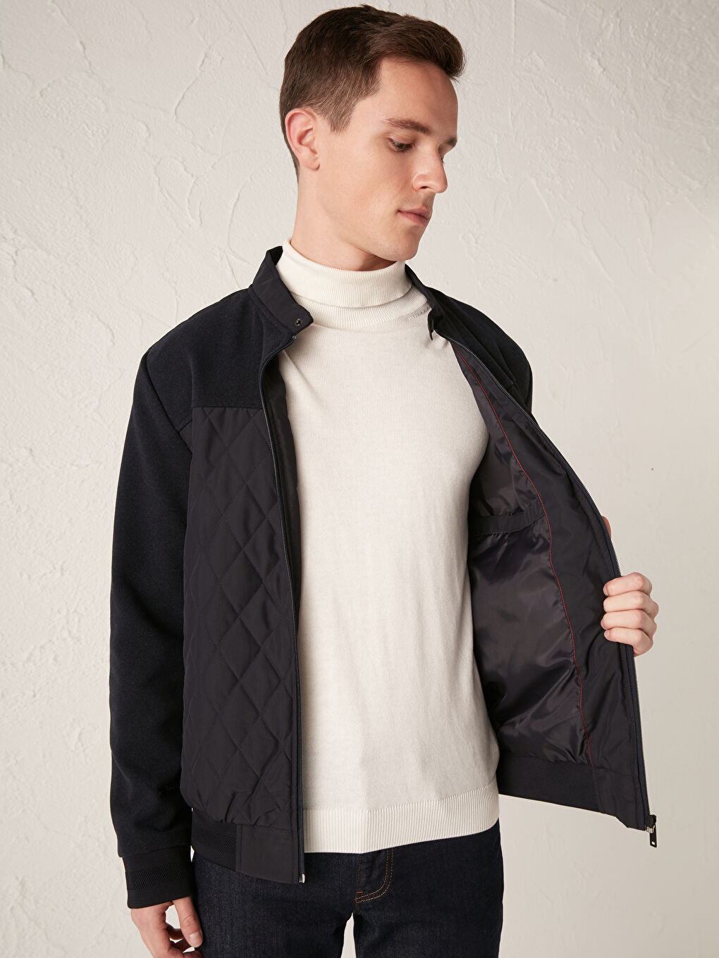 جاكيت بومبر للرجال بياقة مستقيمة-3