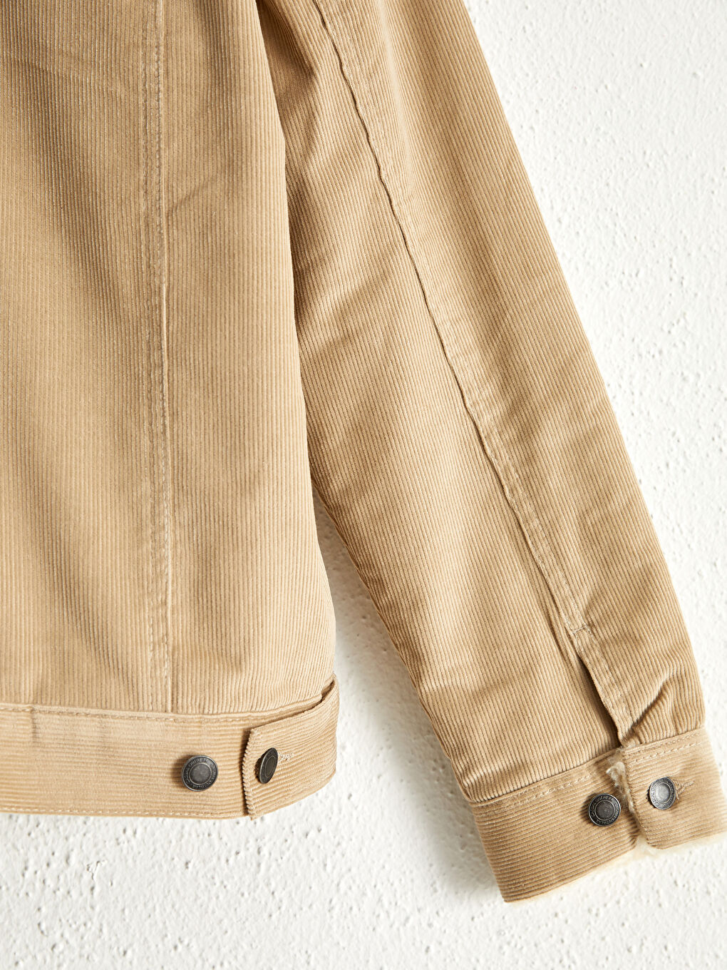 Velvet Coat with Plush Fur Collar-4